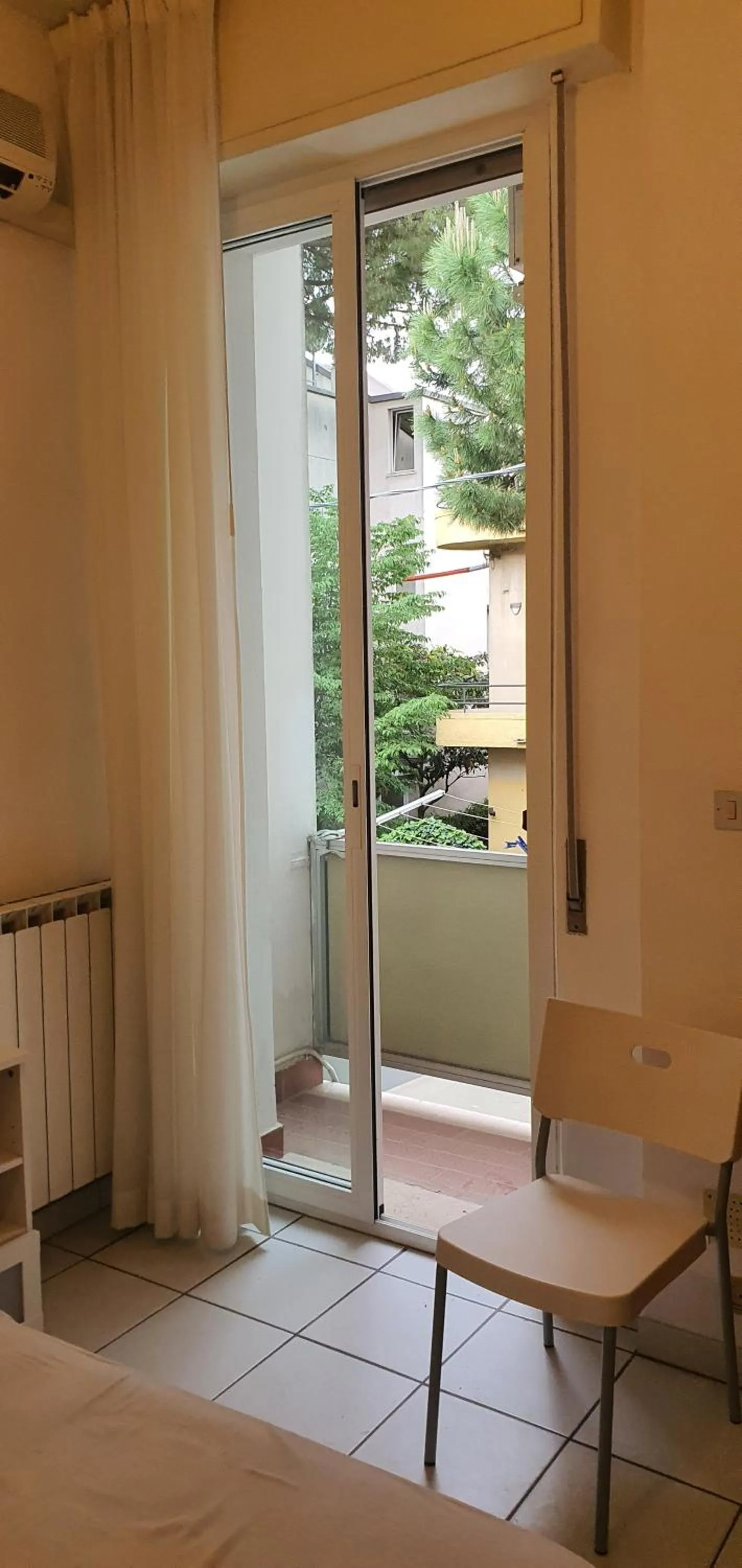 Hotel Annarita-mezza pensione plus- spiaggia inclusa