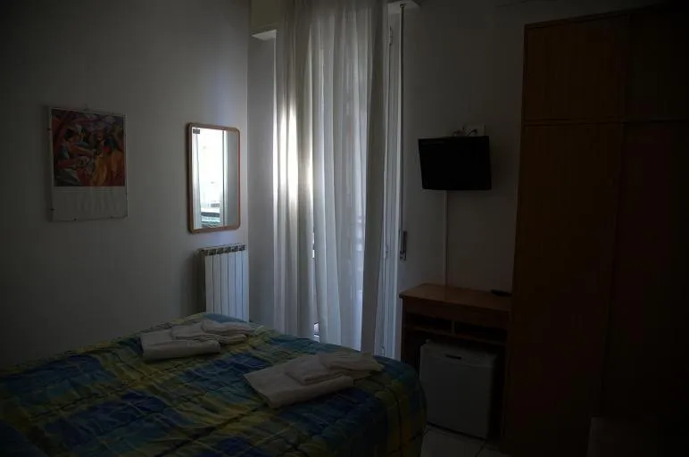 Hotel Annarita-mezza pensione plus- spiaggia inclusa