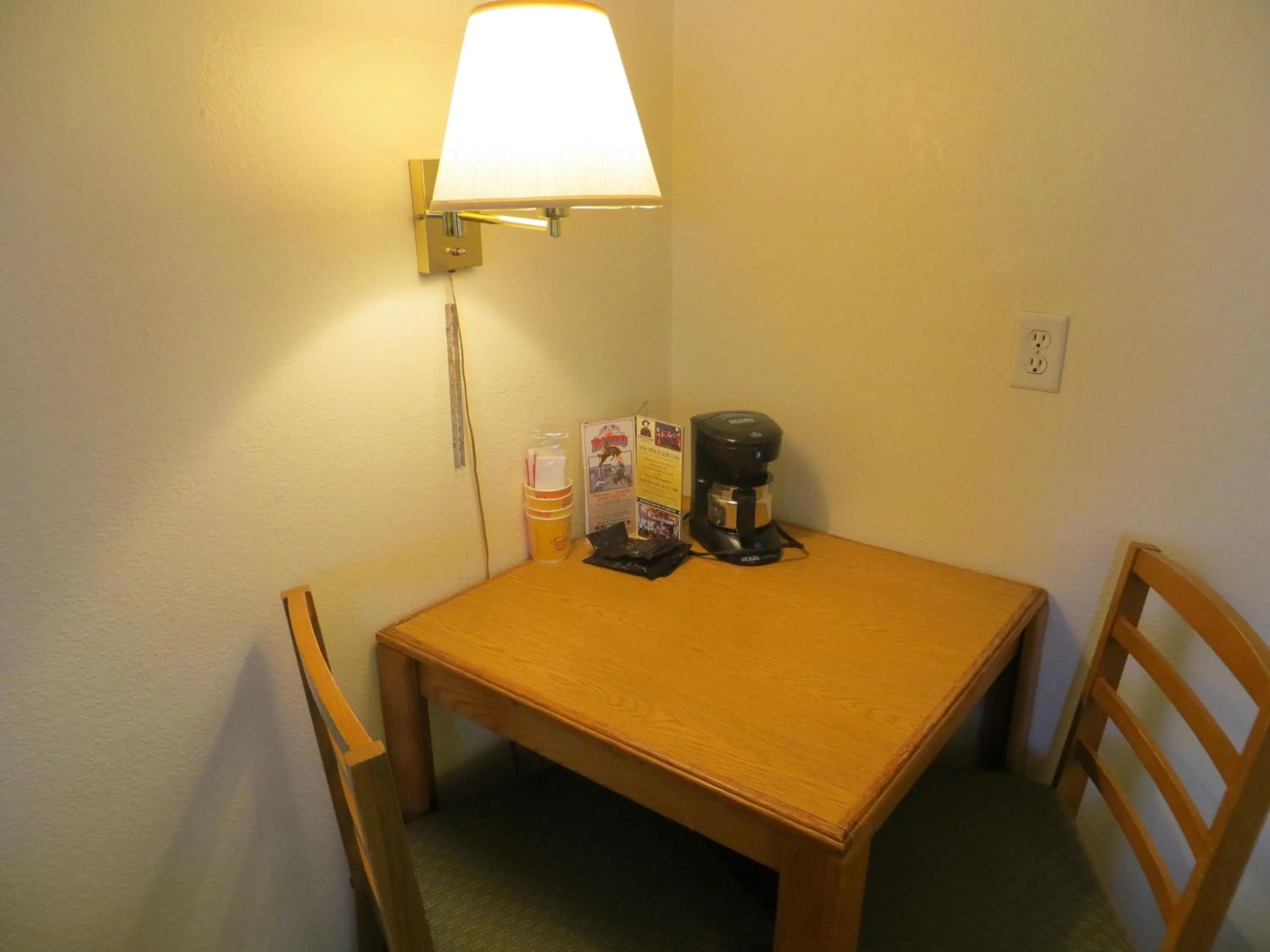 Seating area in Bryce View Lodge Part of the Ruby's Inn Resort