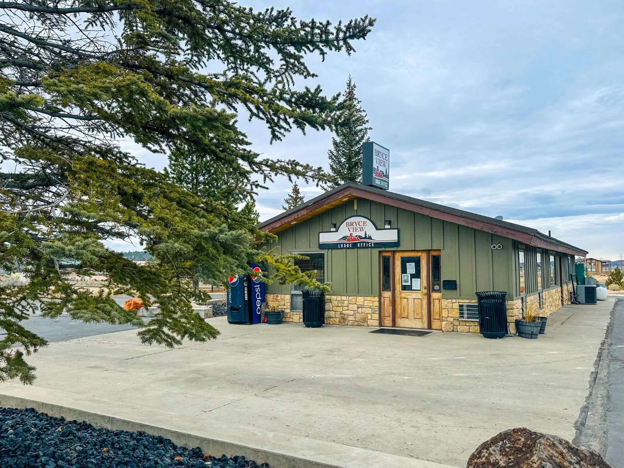 Property building in Bryce View Lodge Part of the Ruby's Inn Resort