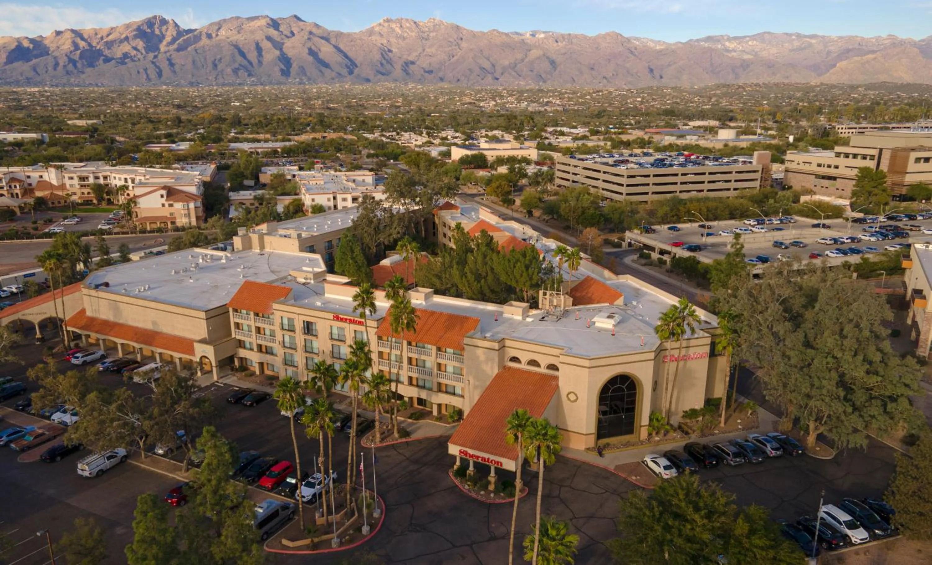 Property building in Sheraton Tucson Hotel & Suites