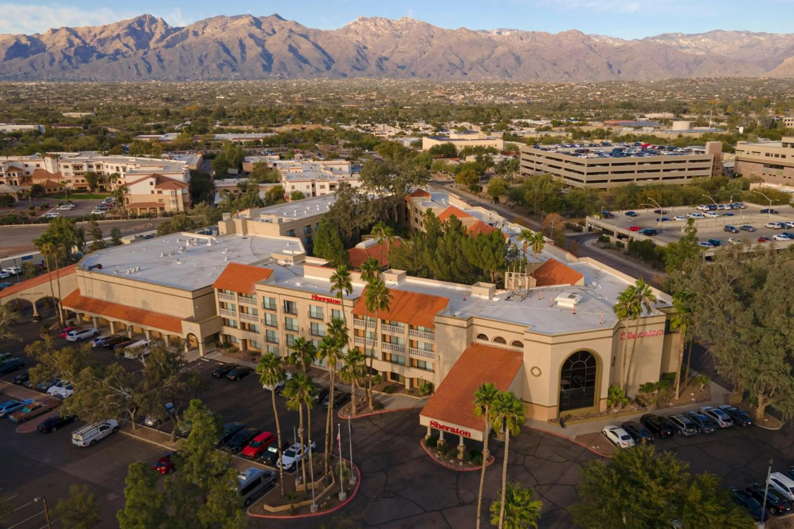 Property building in Sheraton Tucson Hotel & Suites
