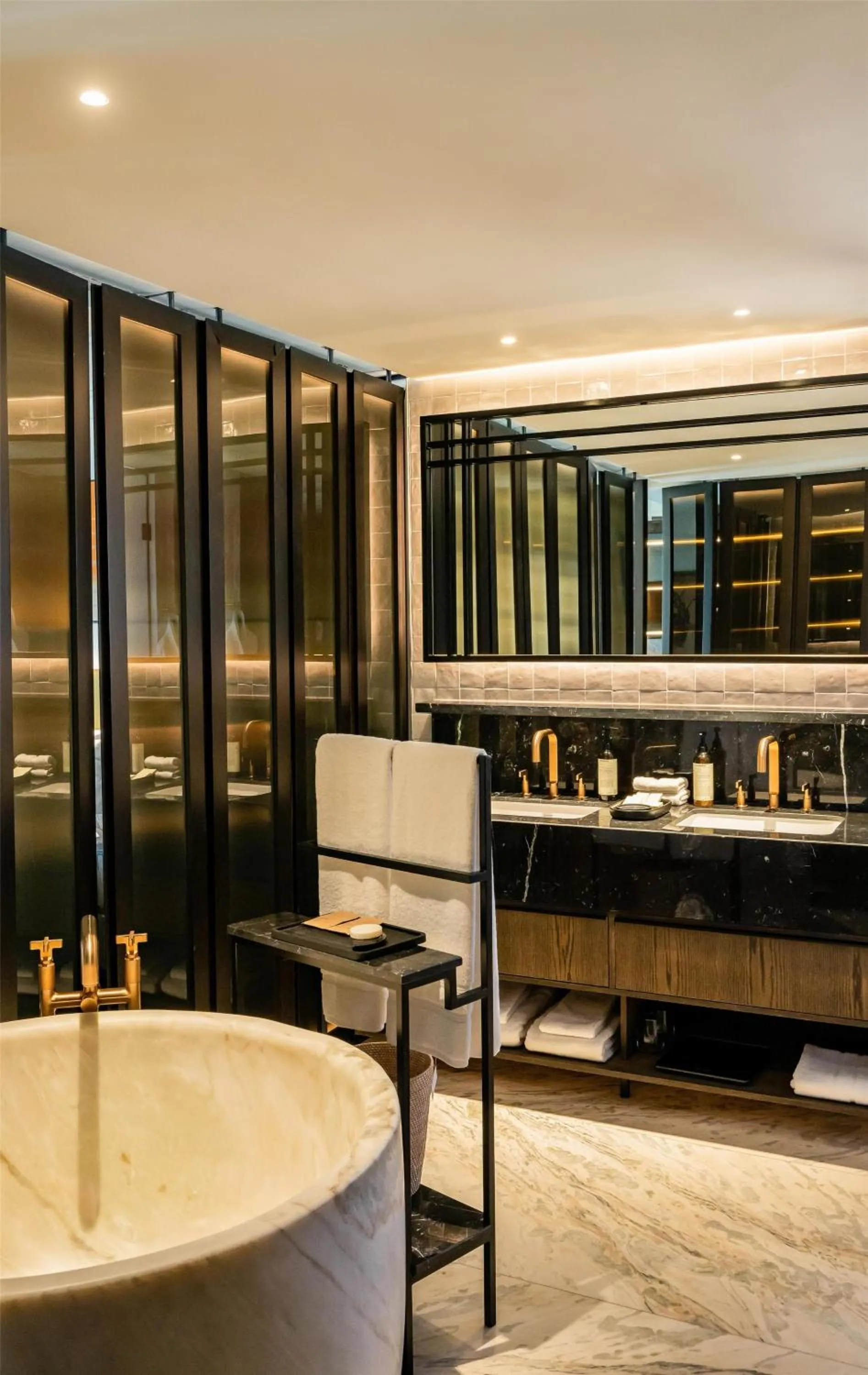 Bathroom in Park Hyatt Johannesburg