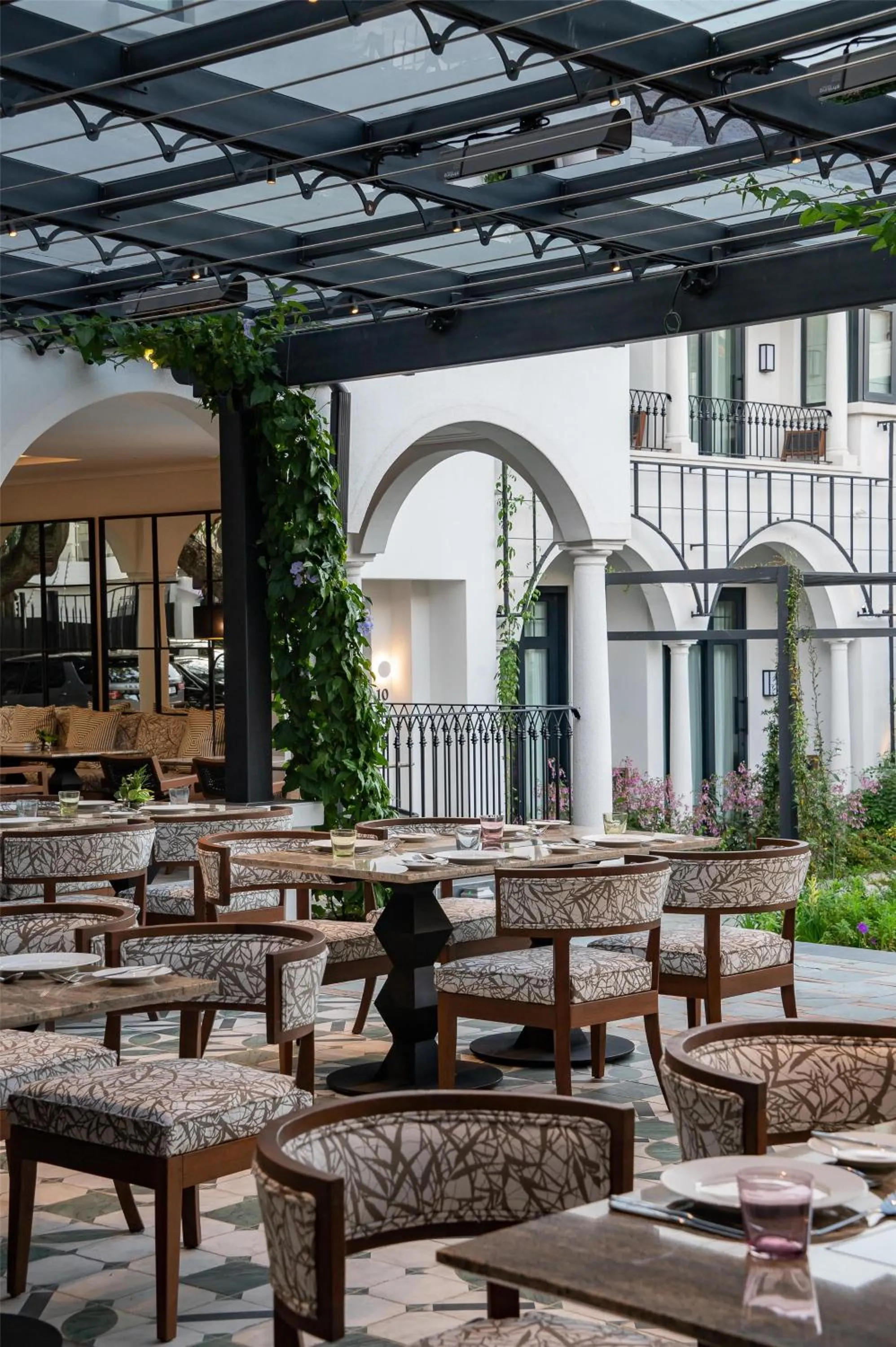 Restaurant/places to eat in Park Hyatt Johannesburg