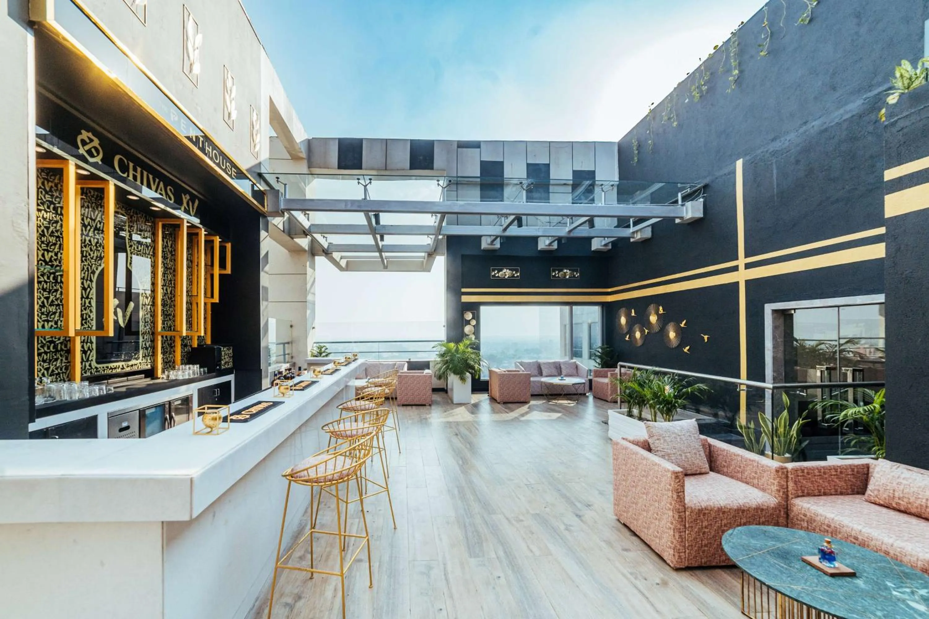 Restaurant/places to eat in Hyatt Regency Lucknow Gomti Nagar