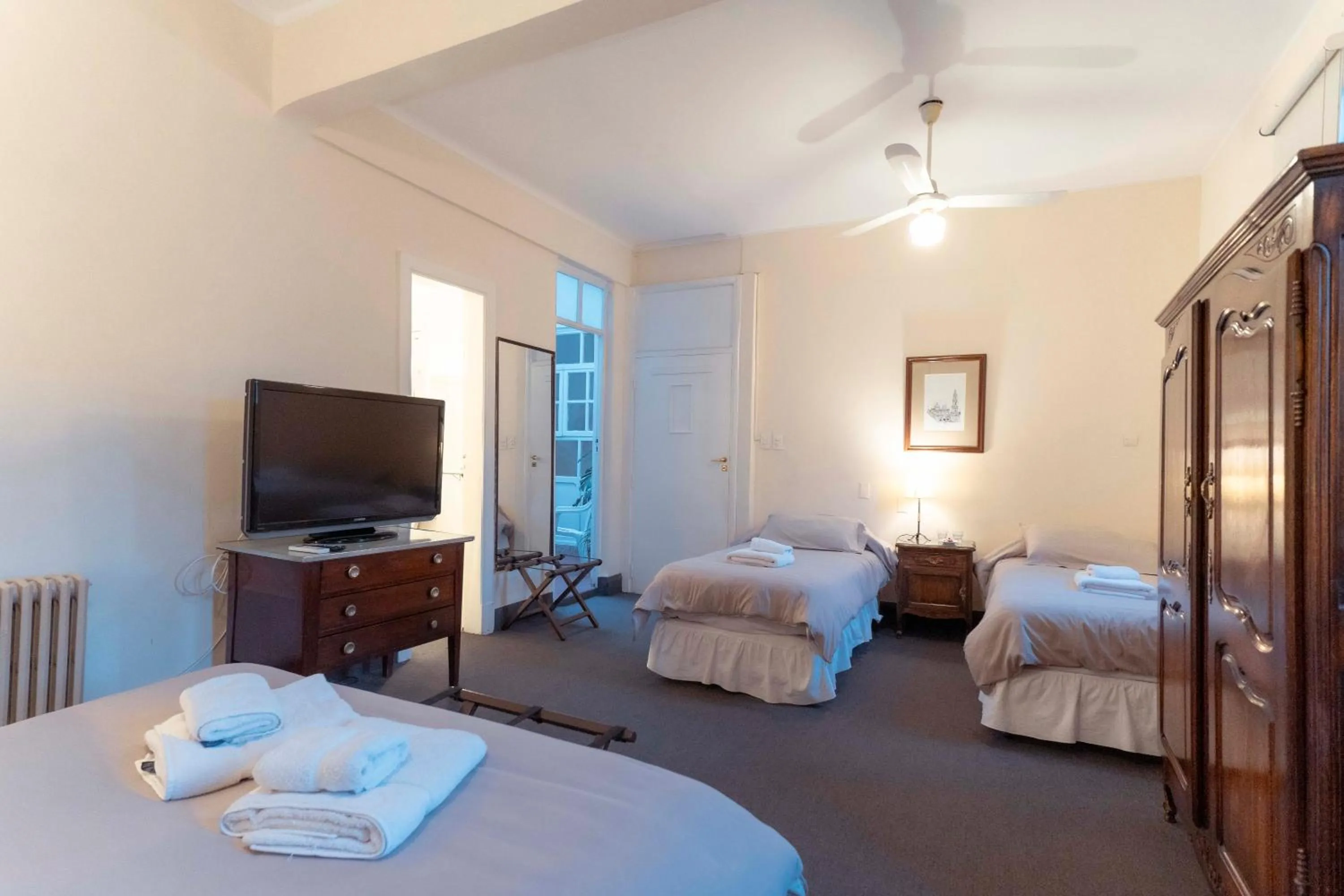 Bed in Hotel Colonial Salta