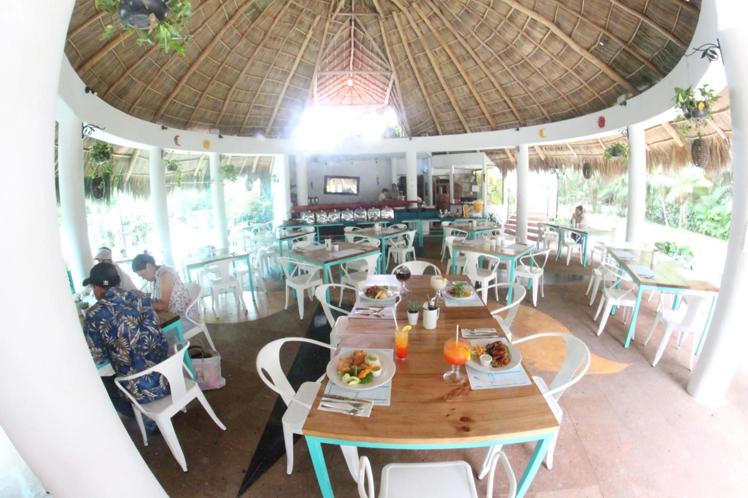 Restaurant/places to eat in Hotel Casa Iguana Mismaloya