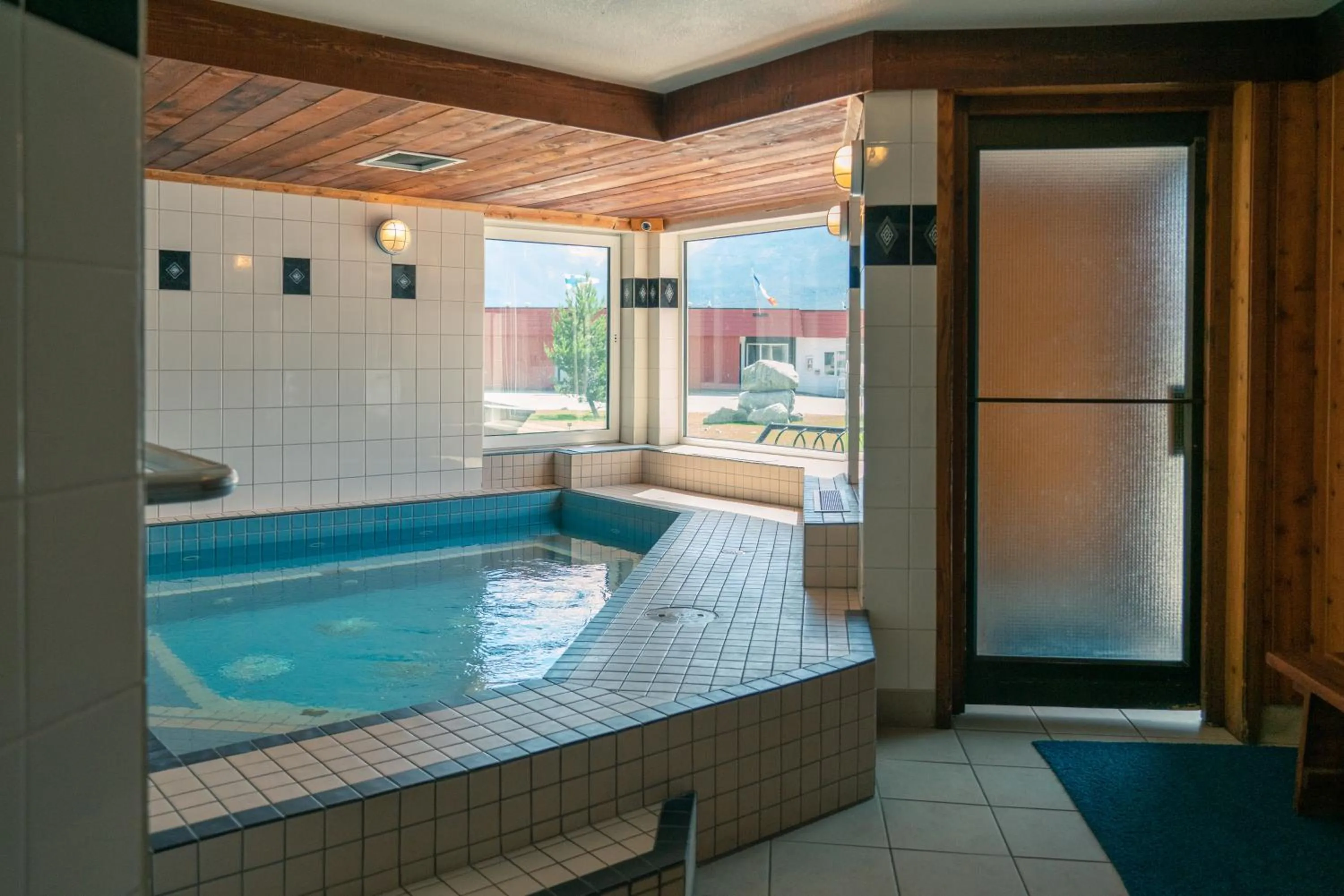 Hot Tub in Rocky Mountain Ski Lodge