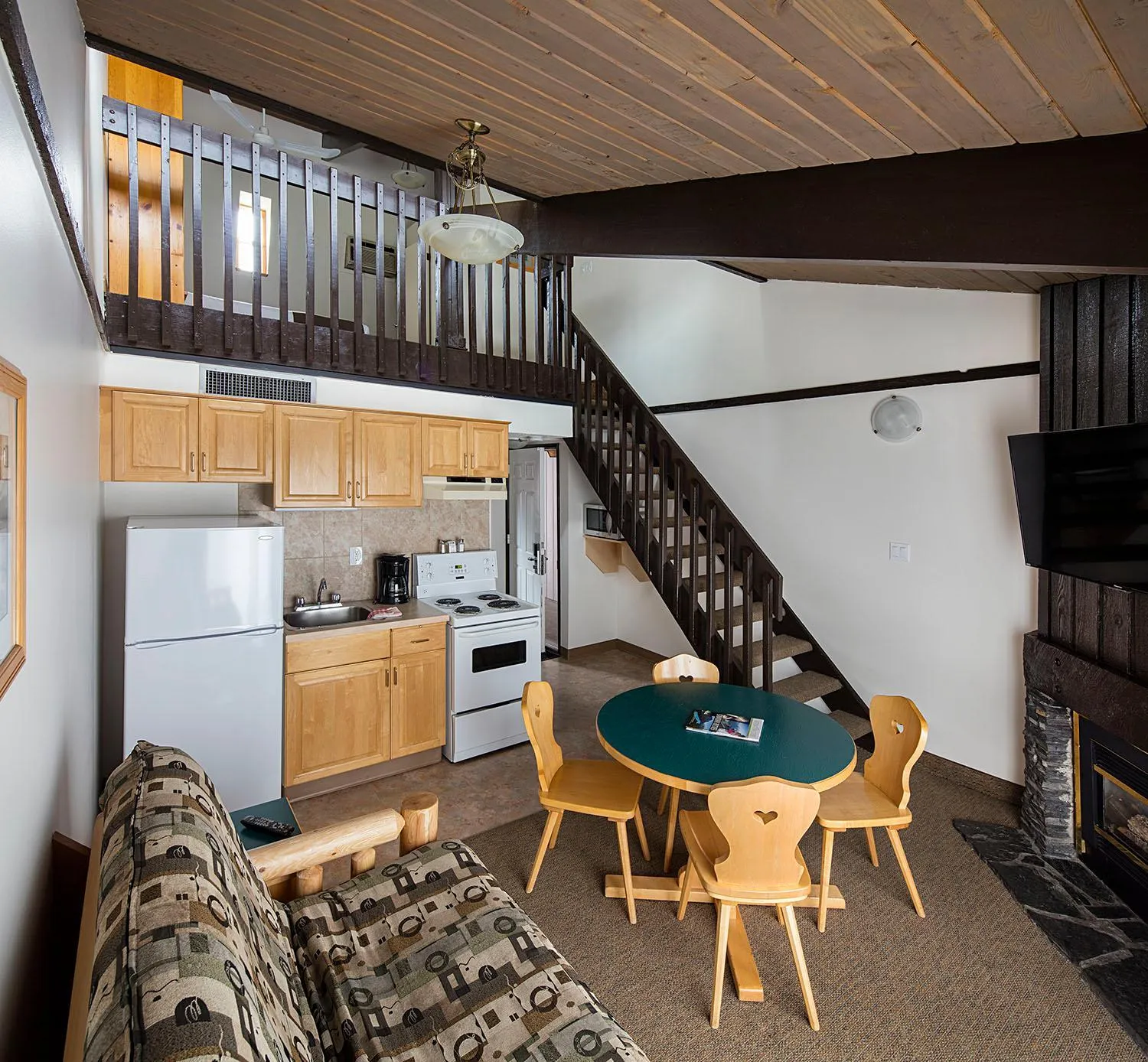 Kitchen or kitchenette in Rocky Mountain Ski Lodge
