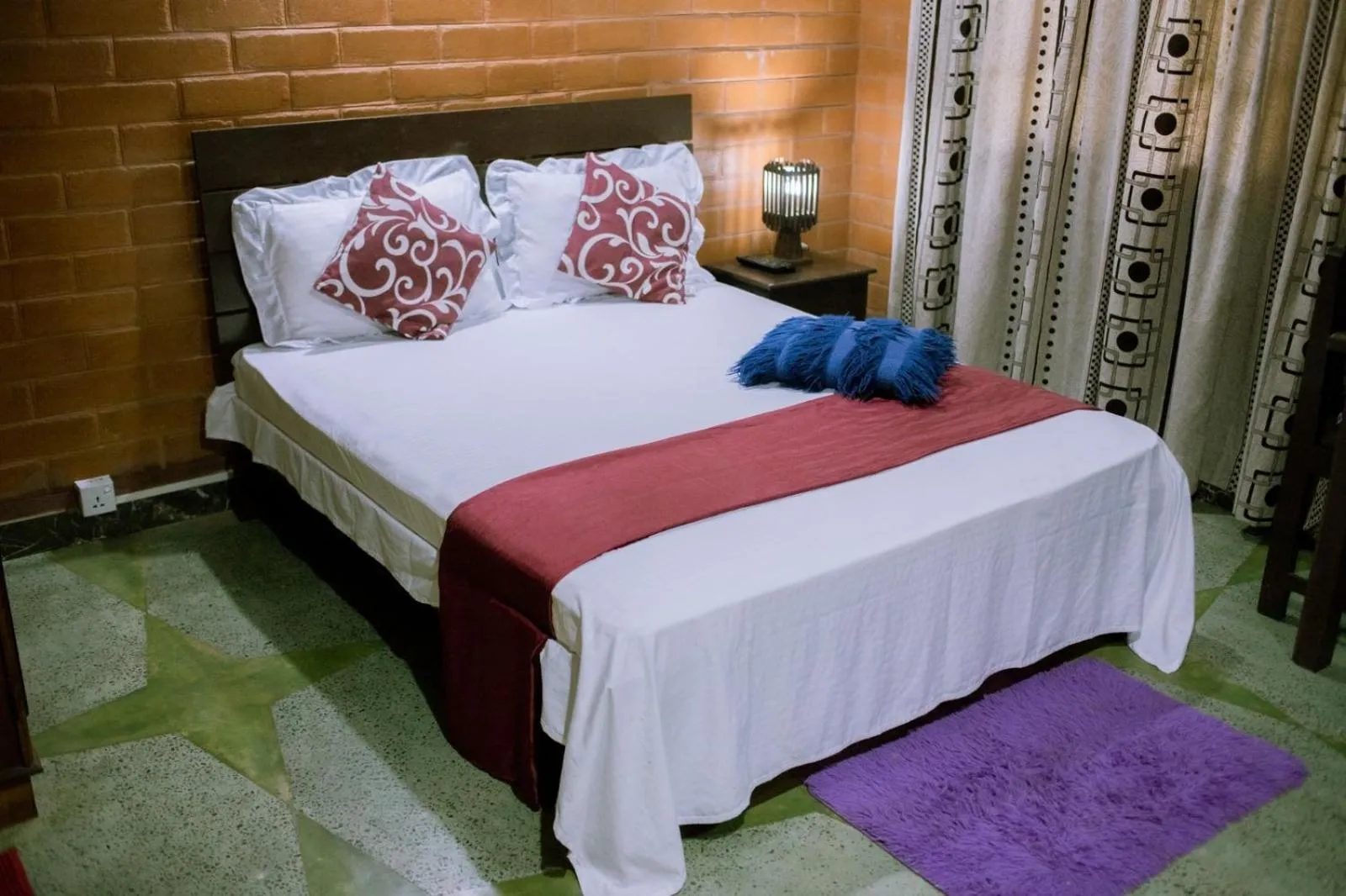 Bedroom, Bed in Sevenday Hotel