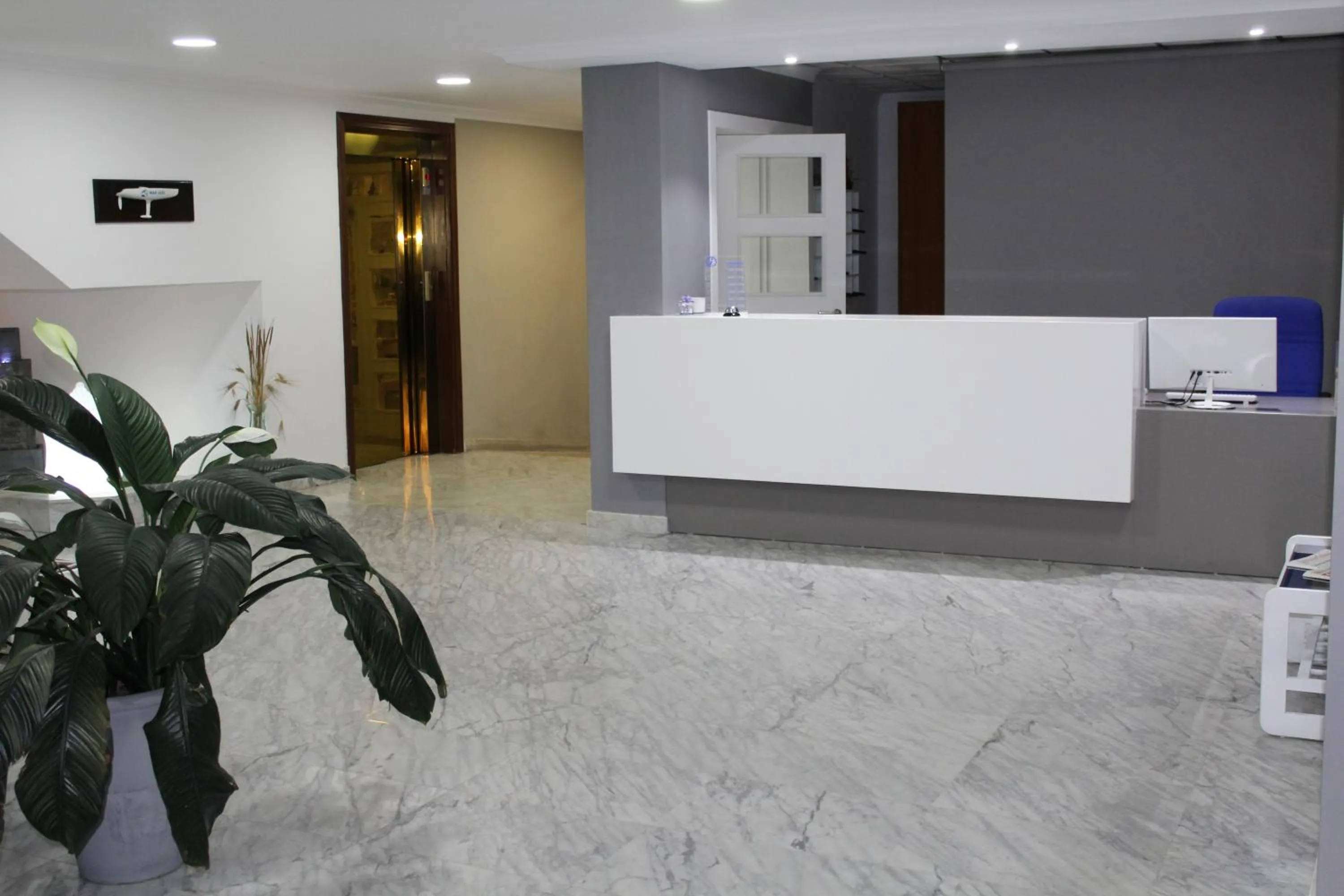 Facade/entrance in Hotel Mar Azul