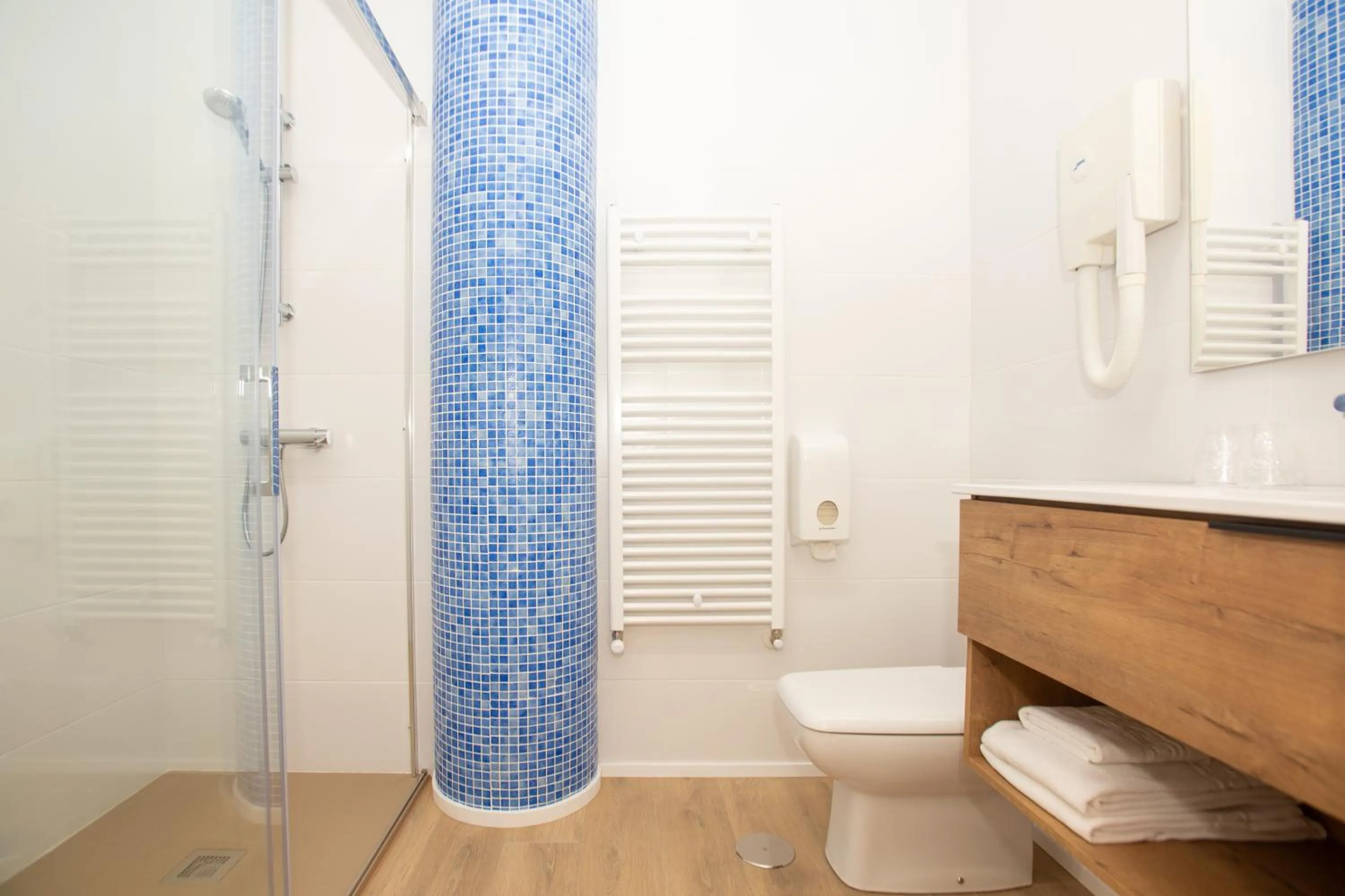 Bathroom in Hotel Mar Azul