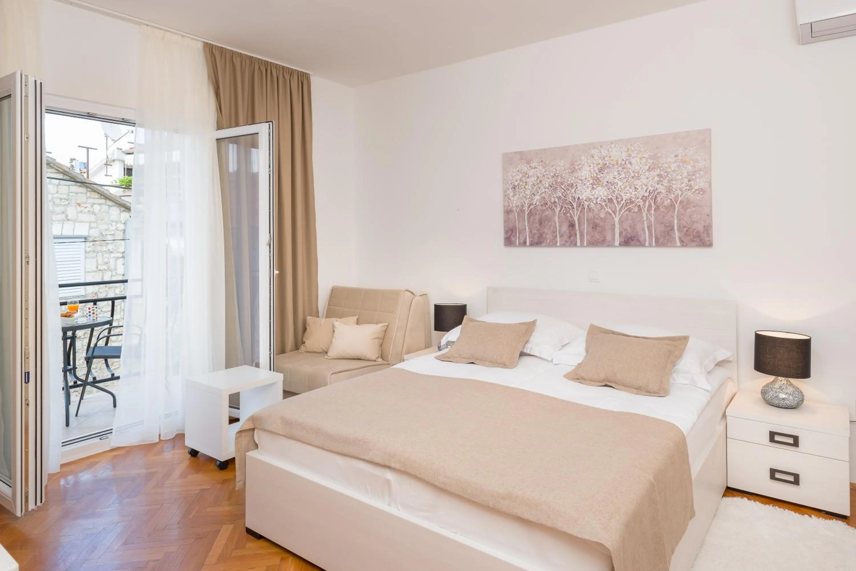 Photo of the whole room, Bed in B&B Aurora