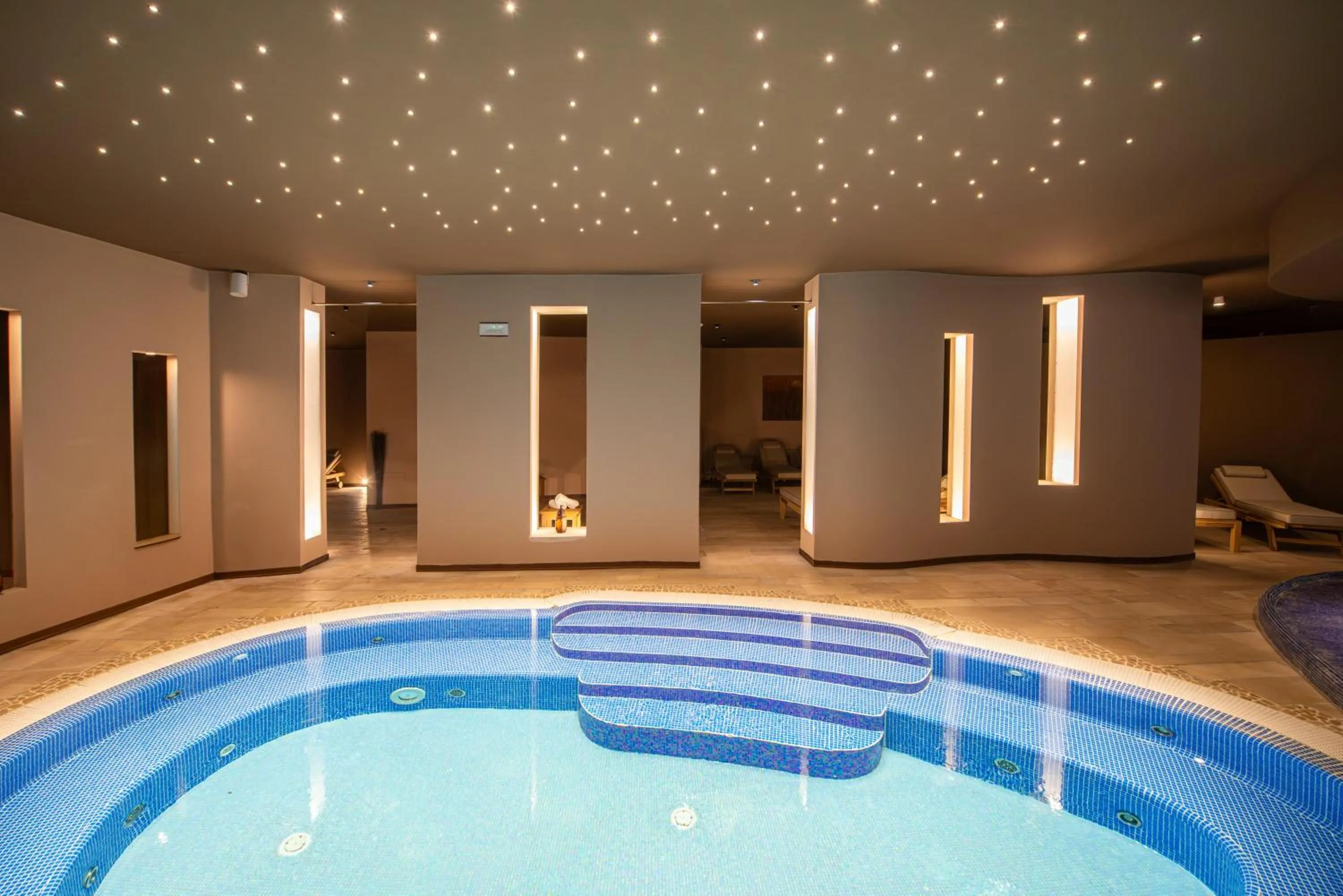 Hot Tub in Riva Marina Resort - CDSHotels