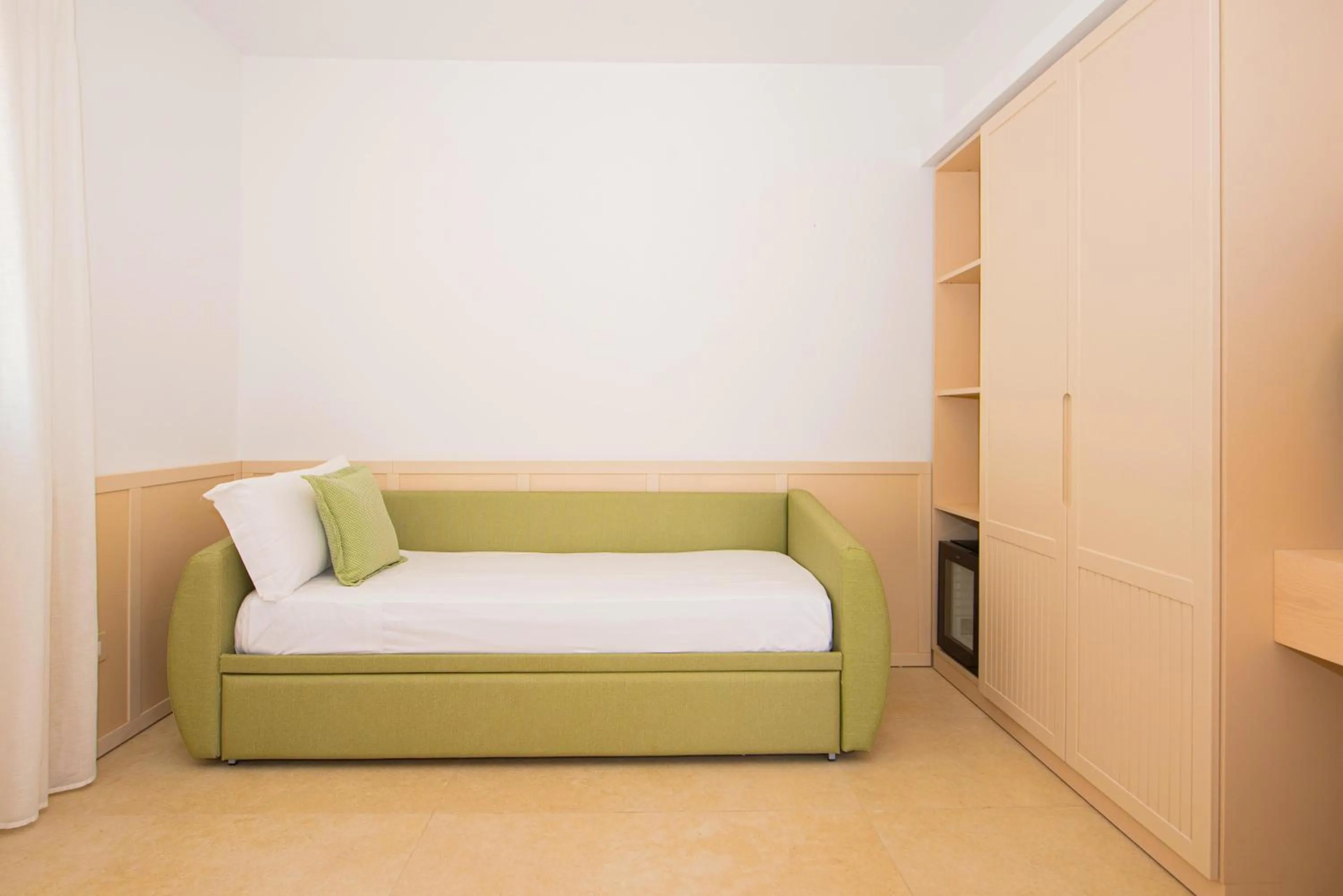 Bed in Riva Marina Resort - CDSHotels