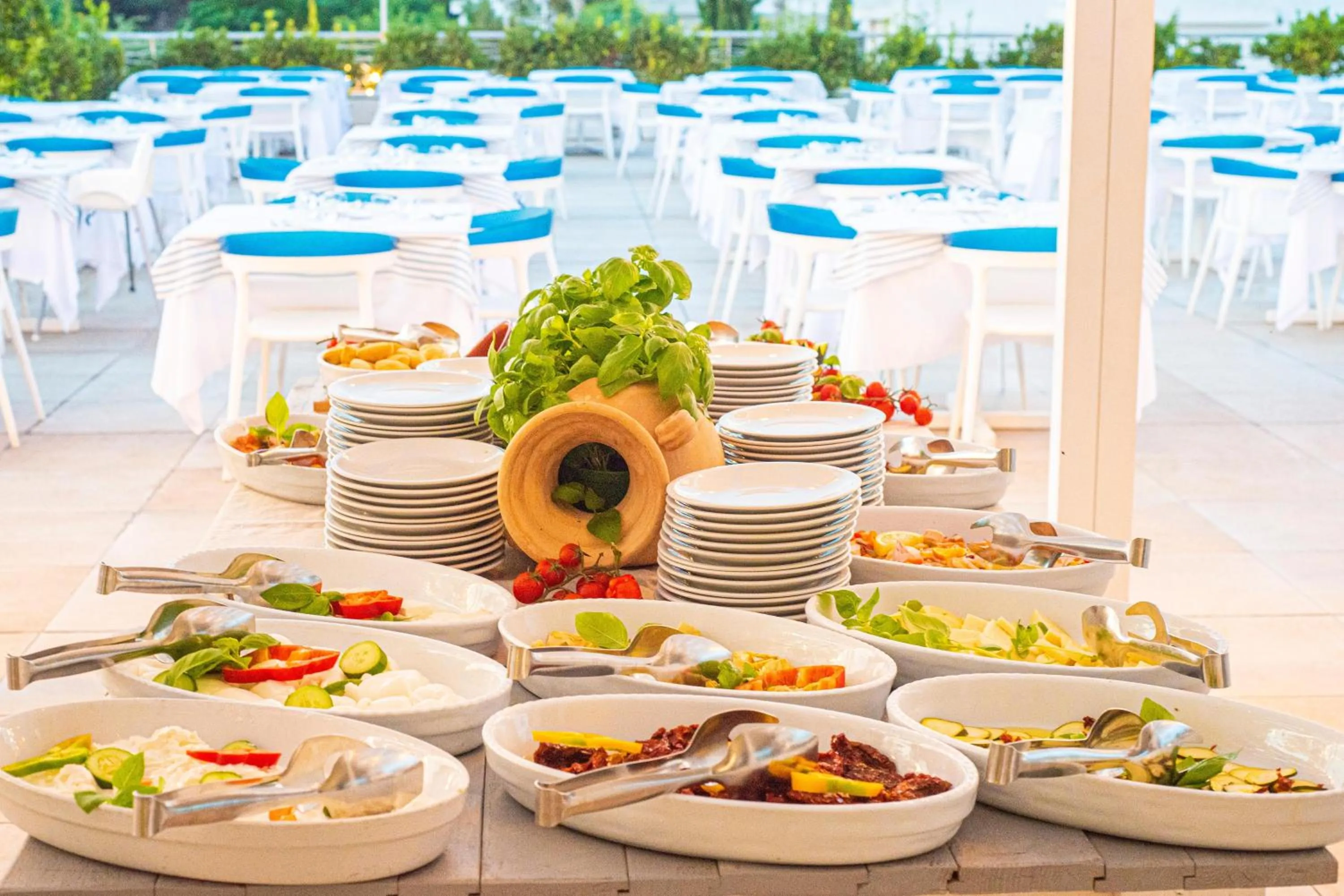 Restaurant/places to eat in Riva Marina Resort - CDSHotels