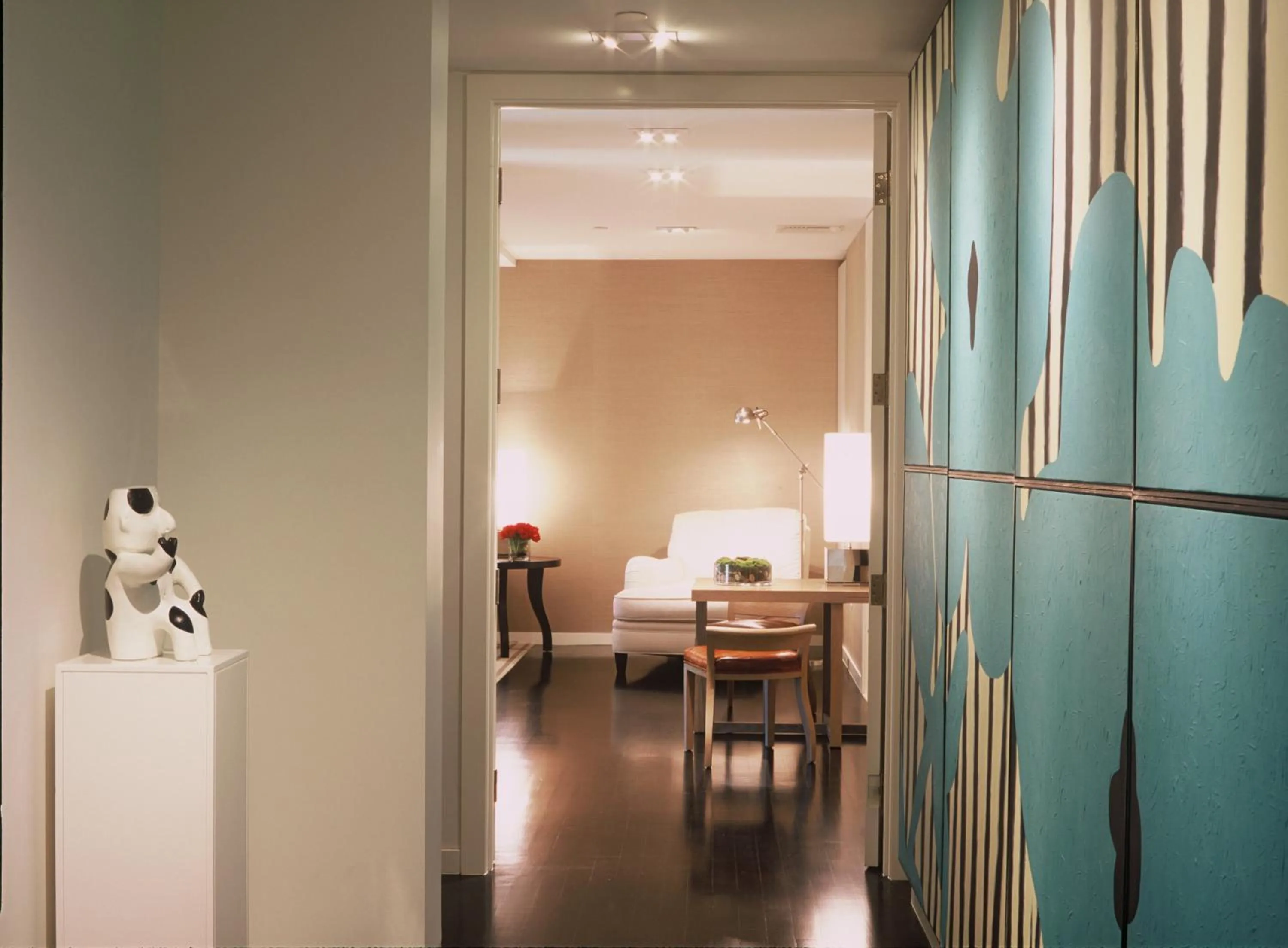 Photo of the whole room, Bed in SKYLOFTS at MGM Grand