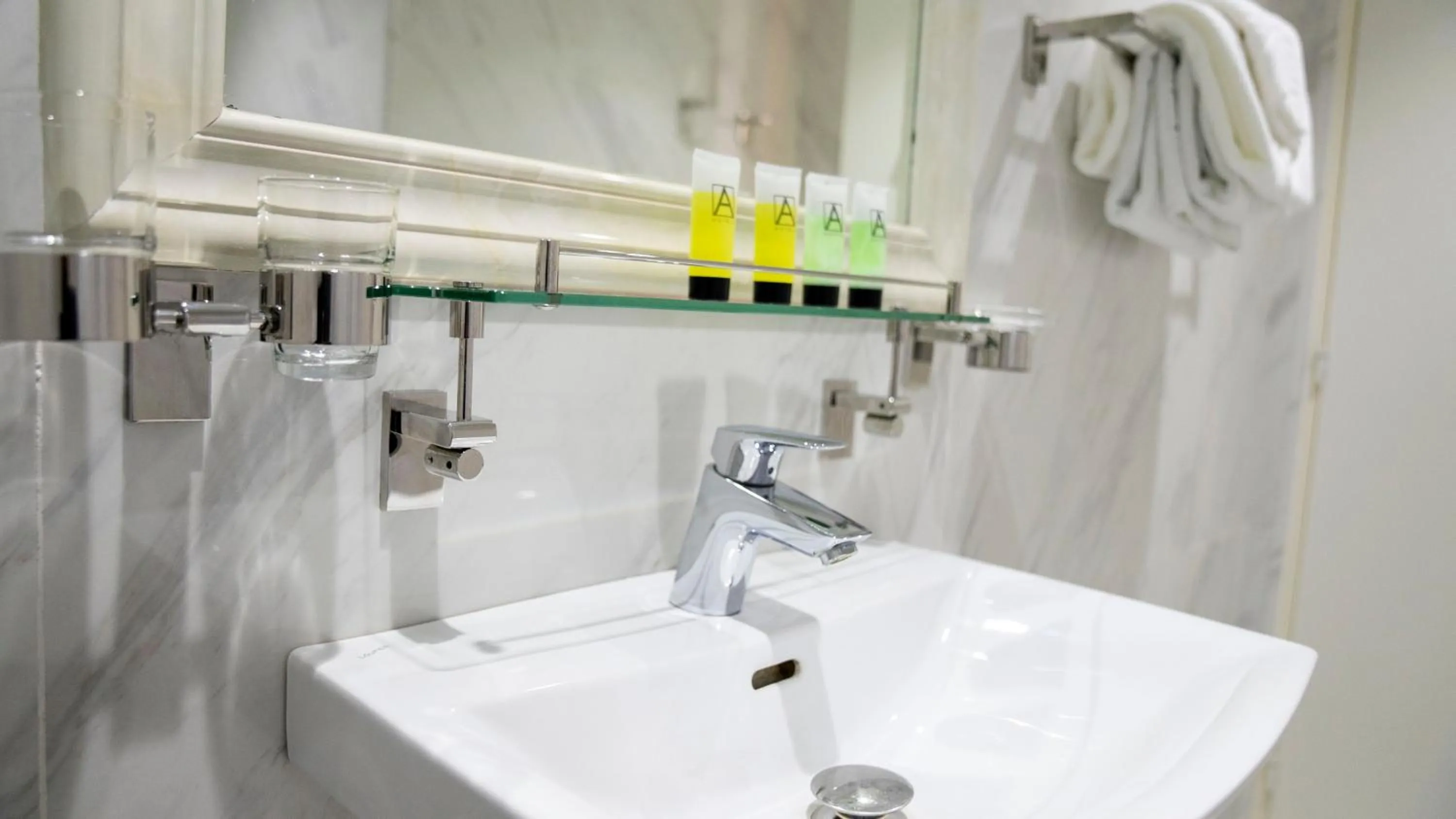 Bathroom in A Hotels Glostrup