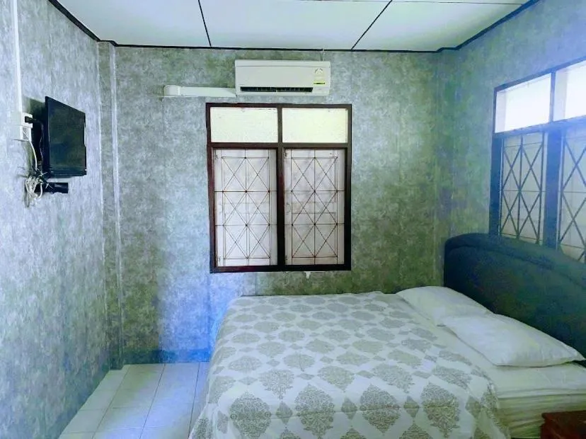 Bed in Rubtawan Sichang Resort