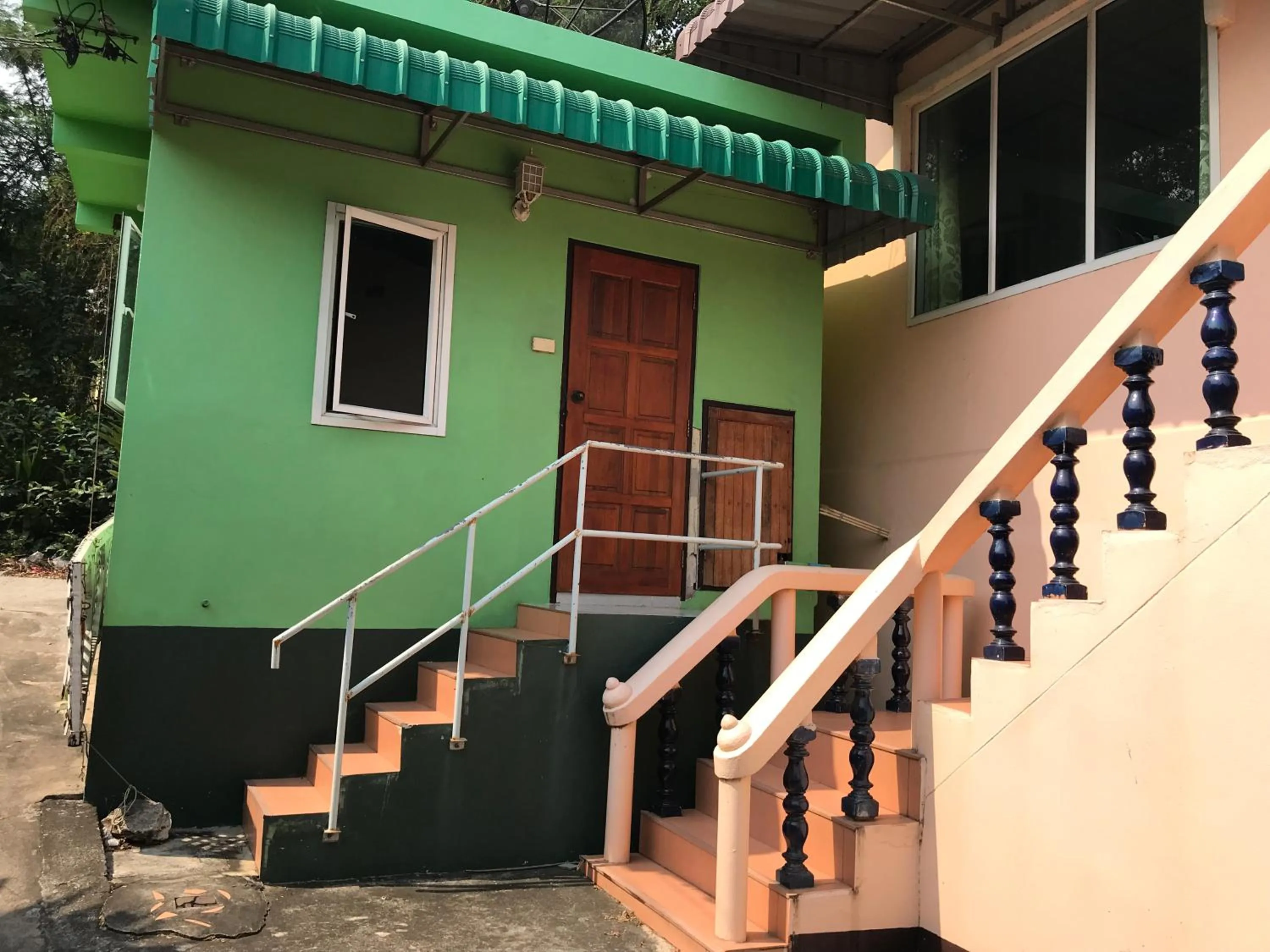 Rubtawan Sichang Resort