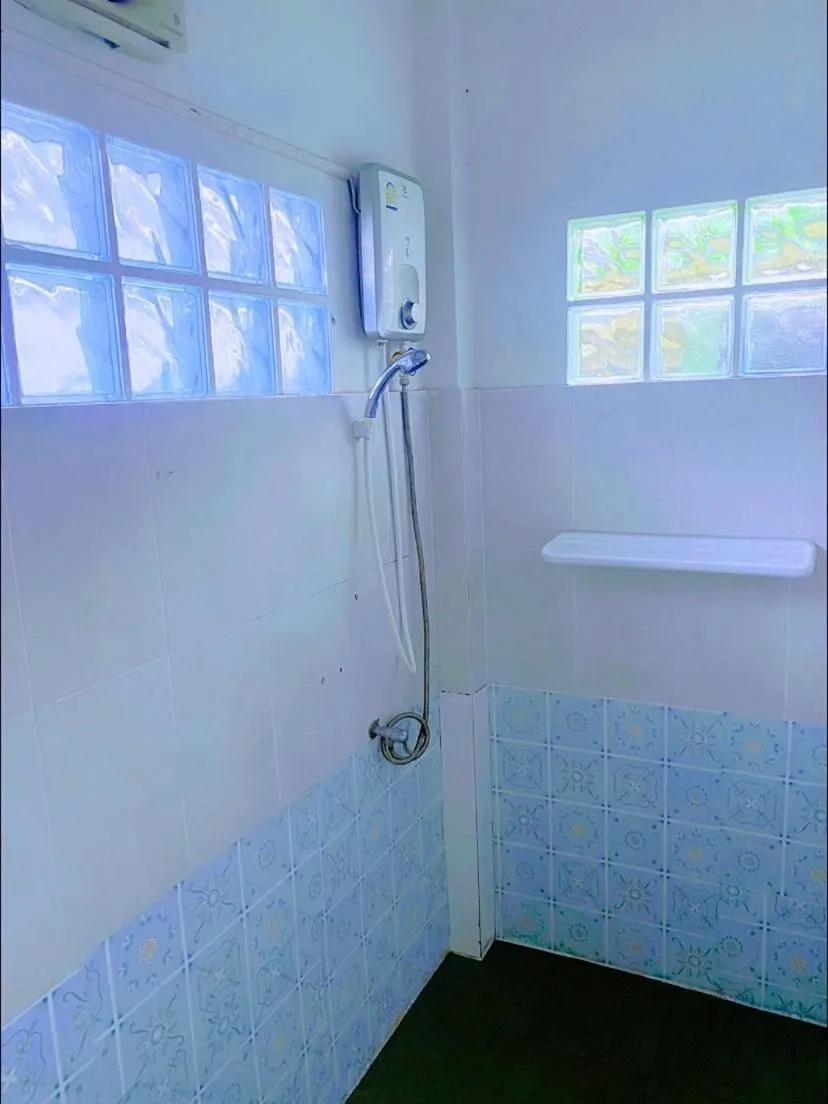 Rubtawan Sichang Resort