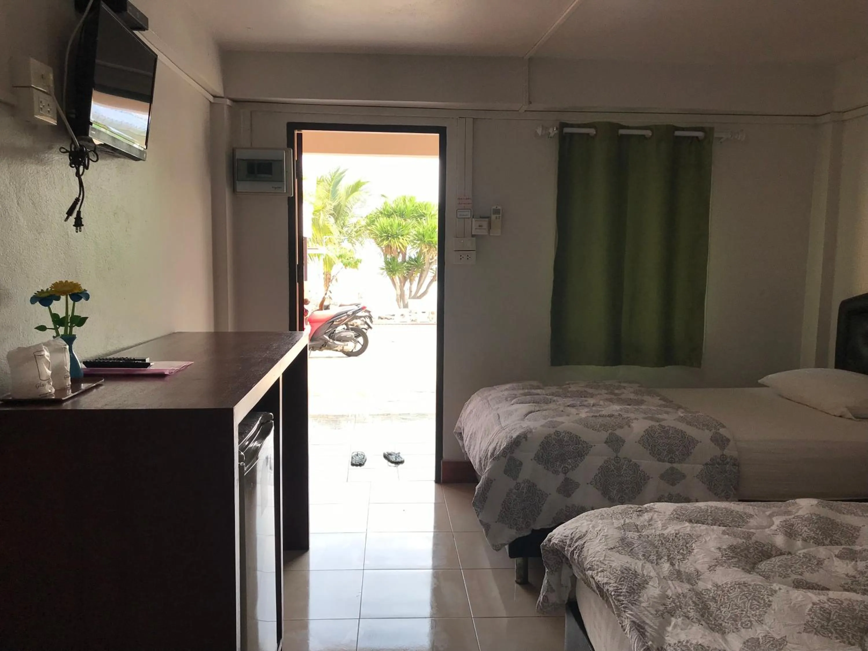 Bed in Rubtawan Sichang Resort