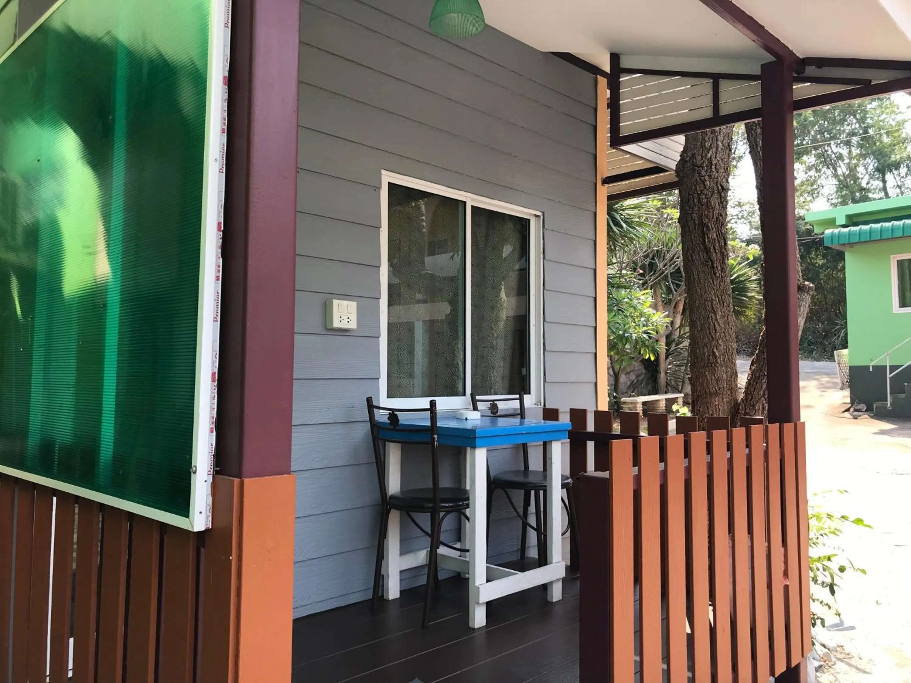 Rubtawan Sichang Resort