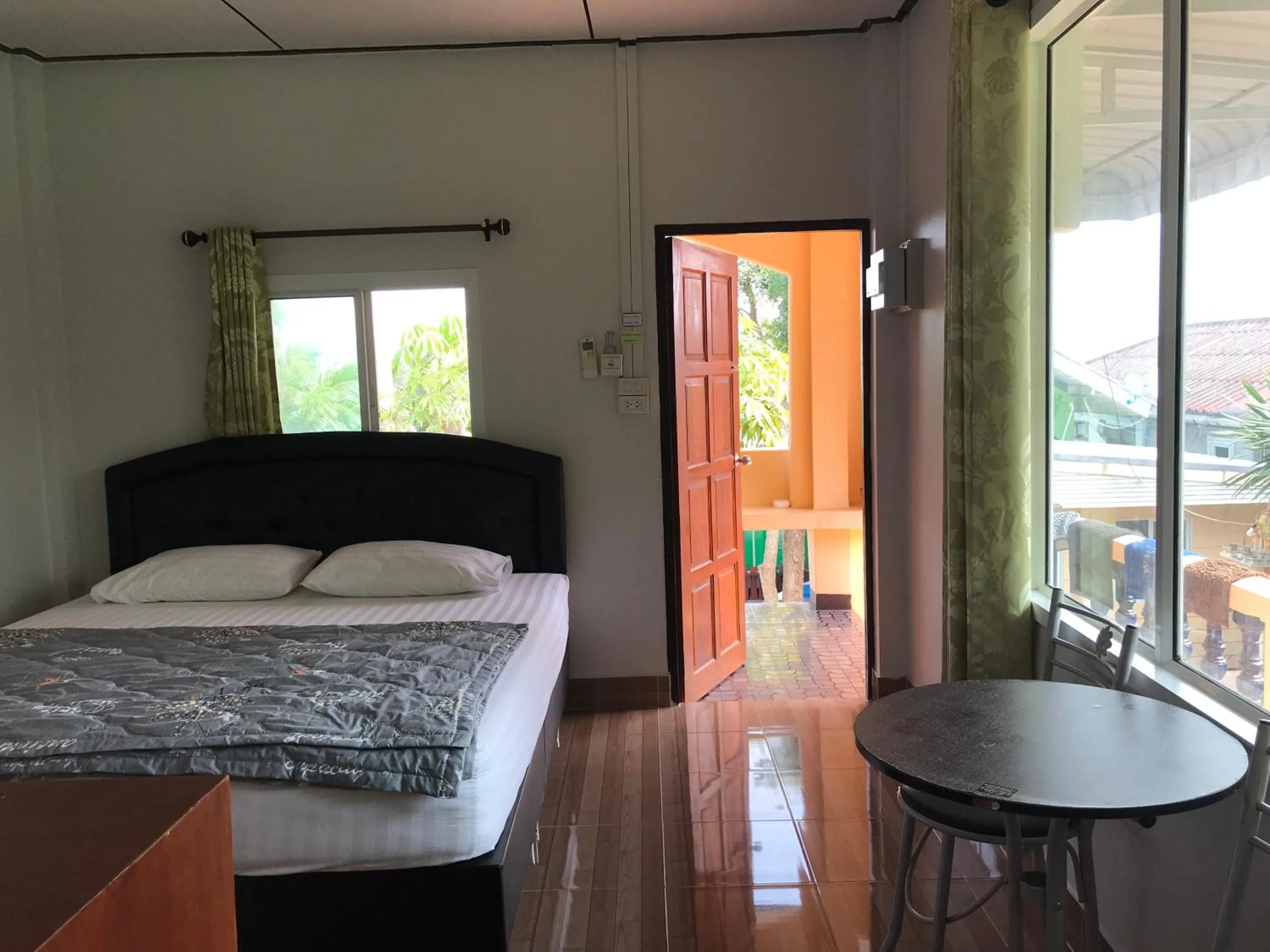 Bed in Rubtawan Sichang Resort