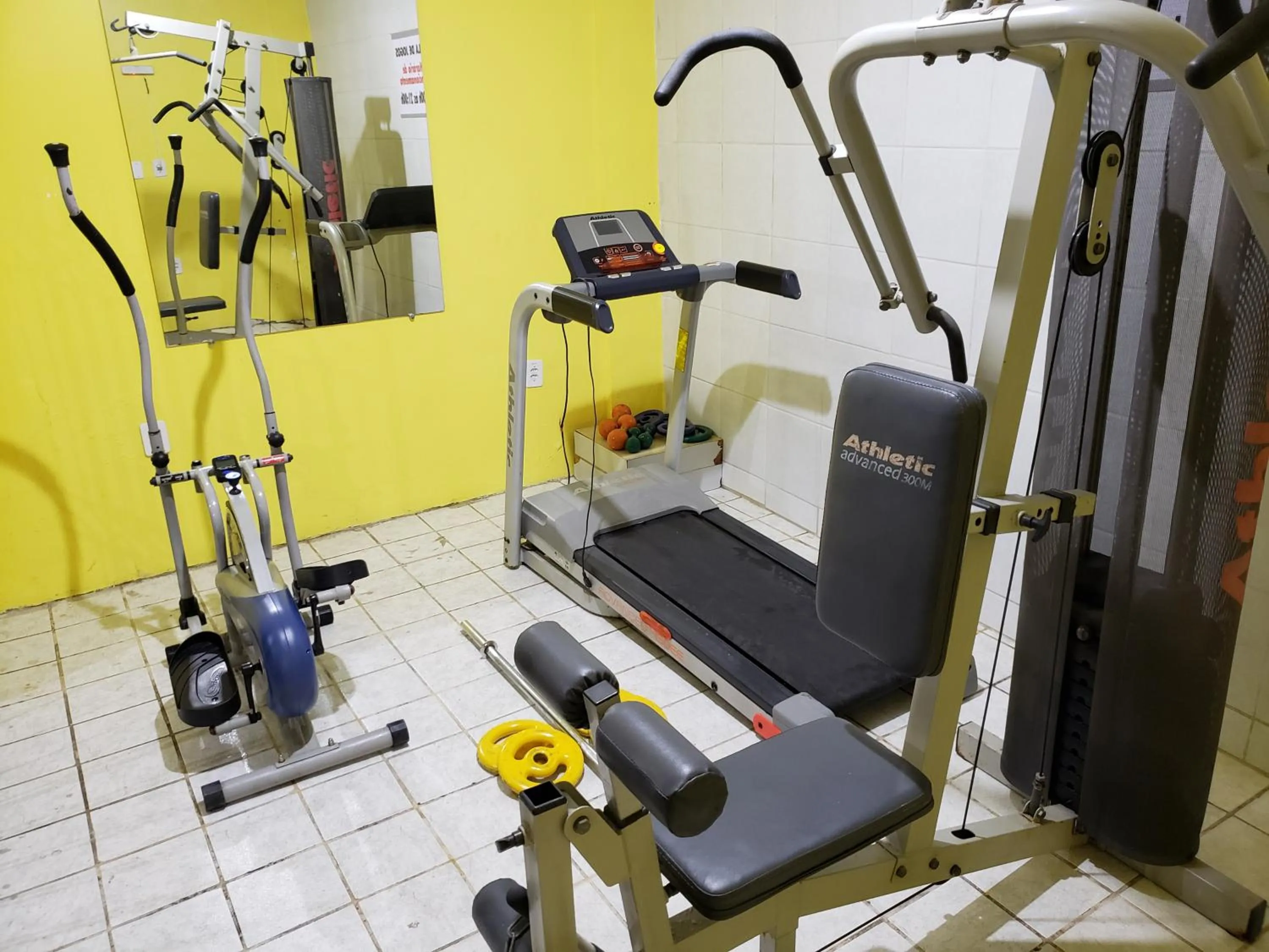 Fitness centre/facilities in JR Hotel
