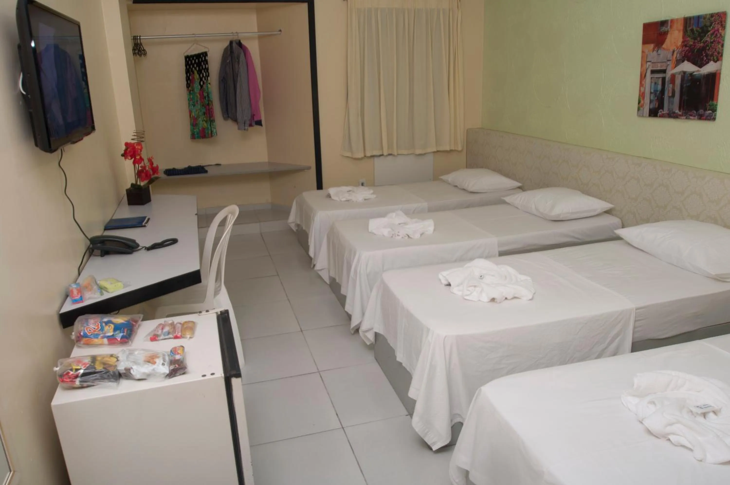 Bedroom, Bed in JR Hotel