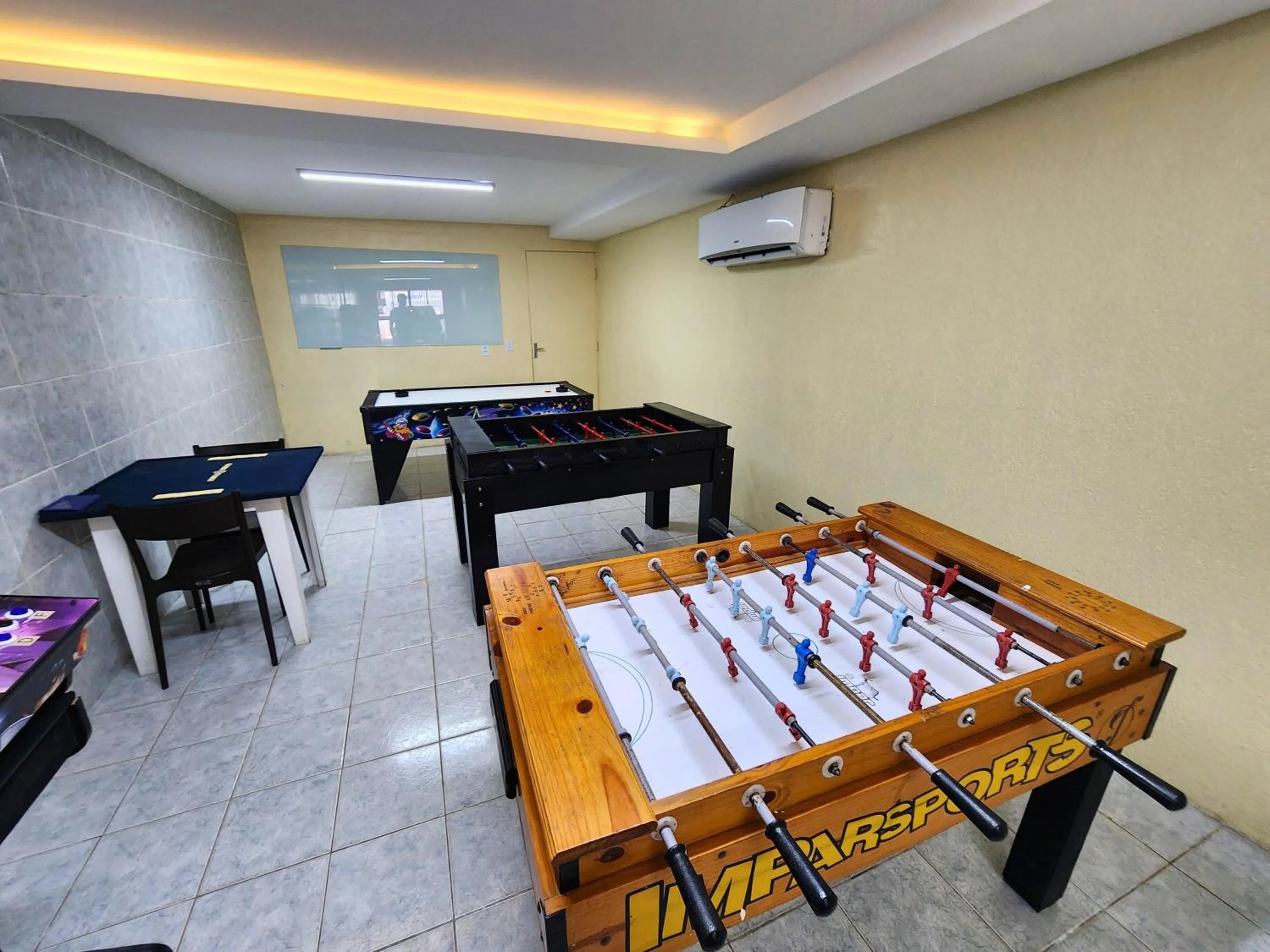 Billiard in JR Hotel