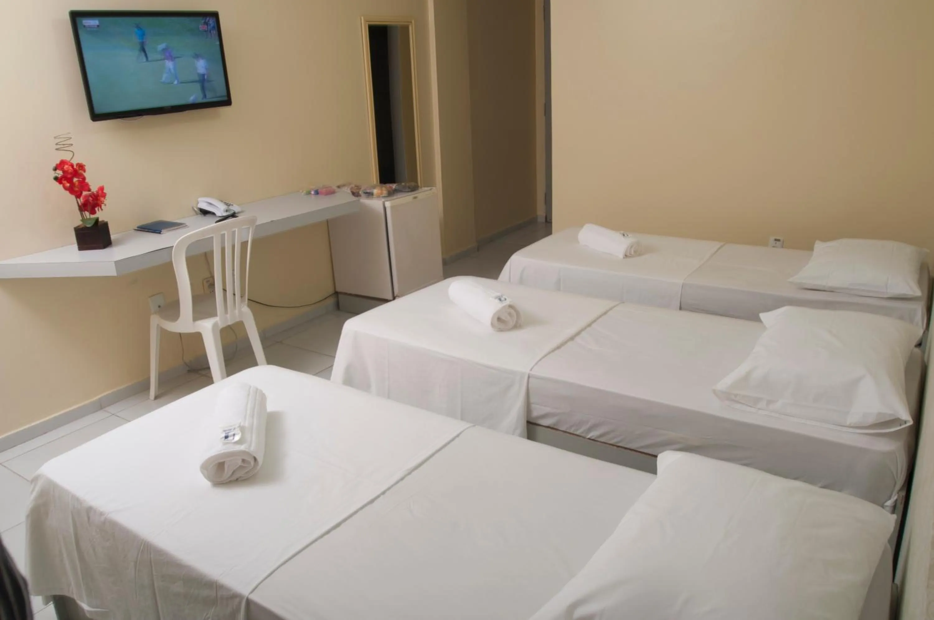 Bedroom, Bed in JR Hotel