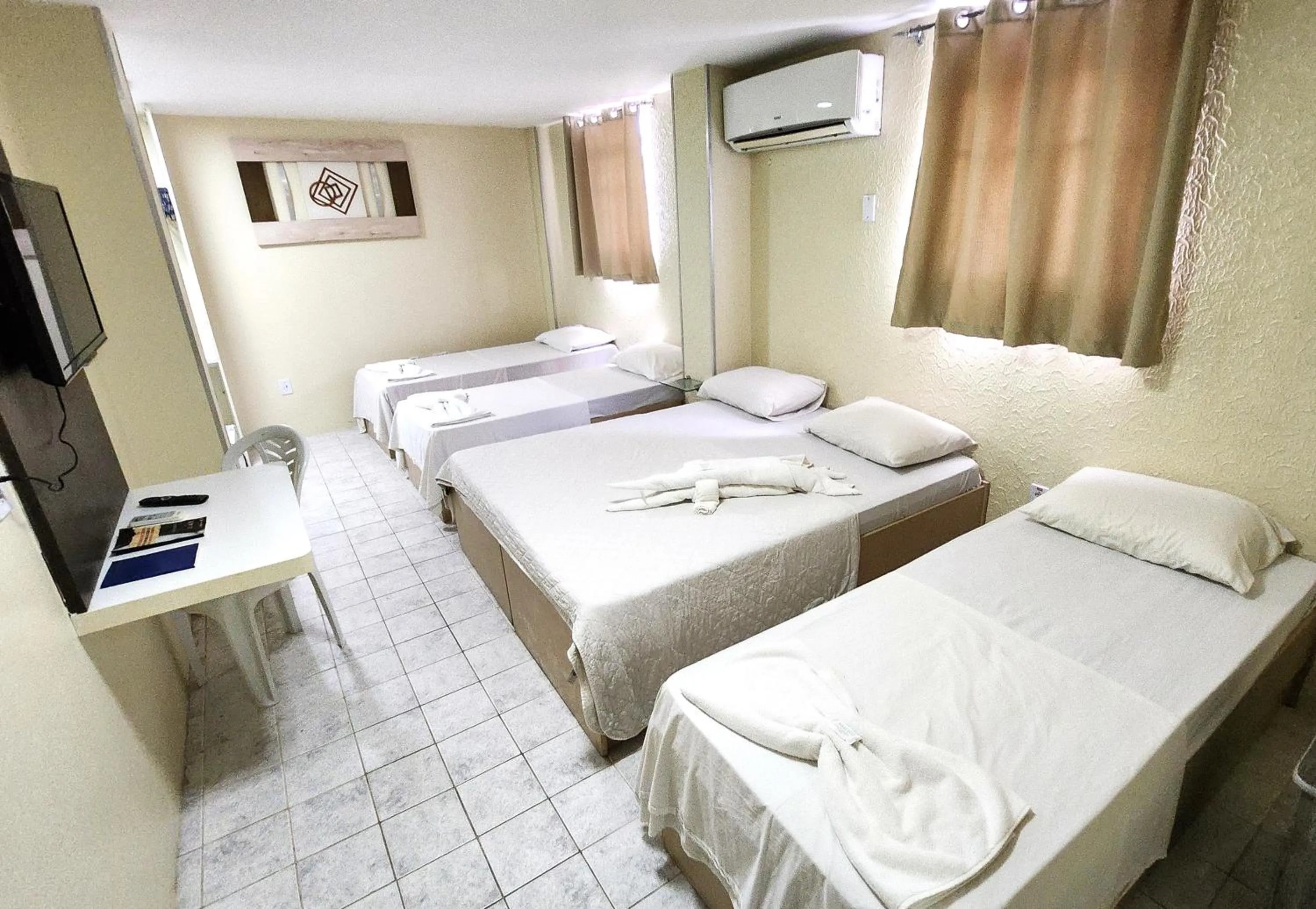 Bed in Guarany Hotel Express