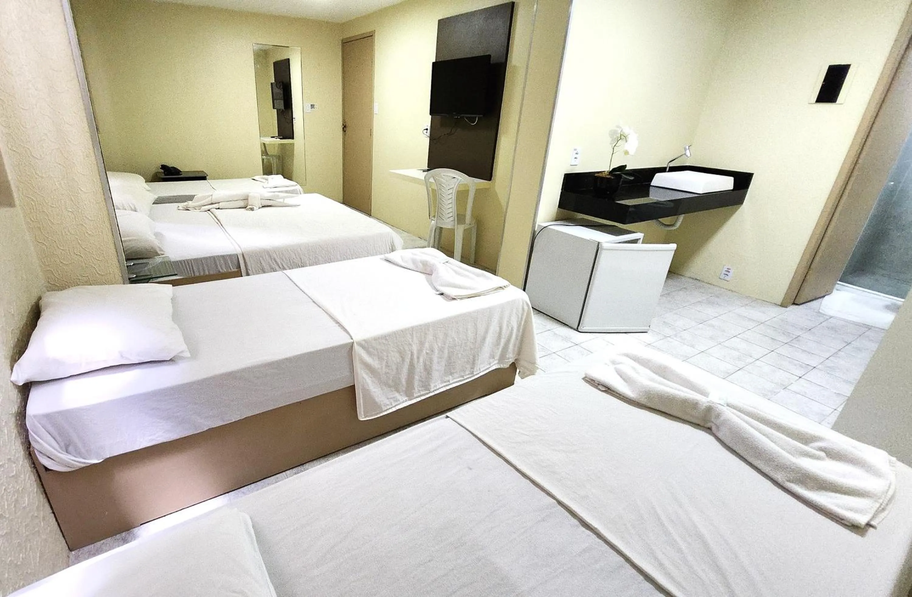 Bed in Guarany Hotel Express