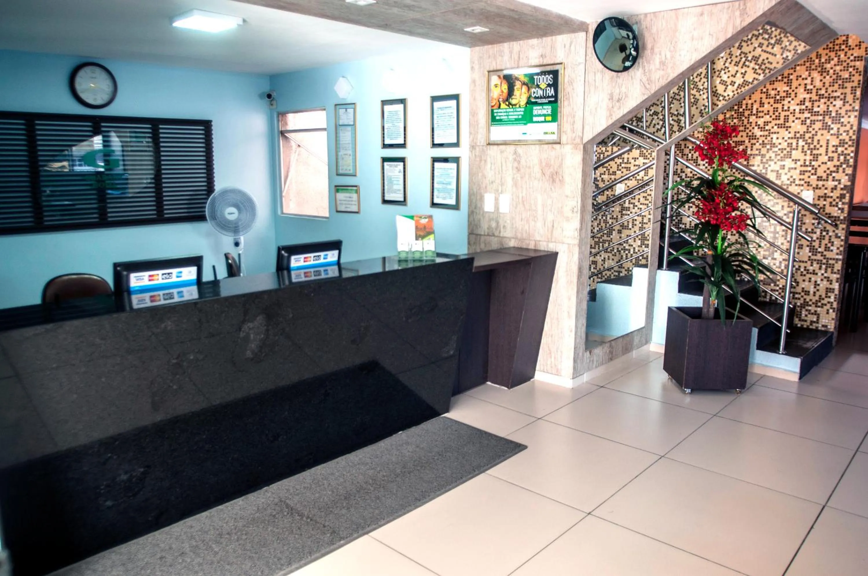 Lobby or reception in Guarany Hotel Express
