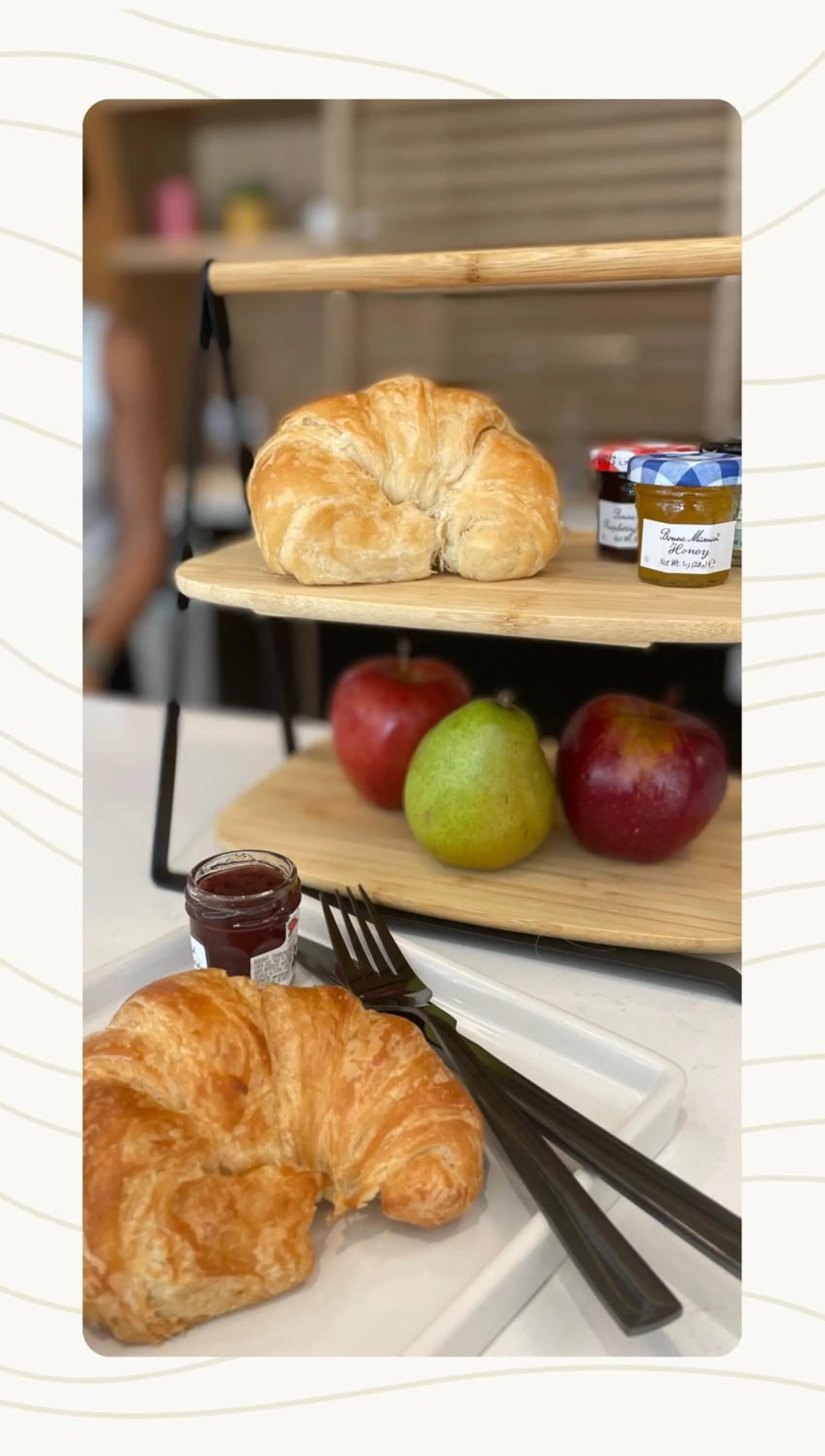 Breakfast in Strata Hotel