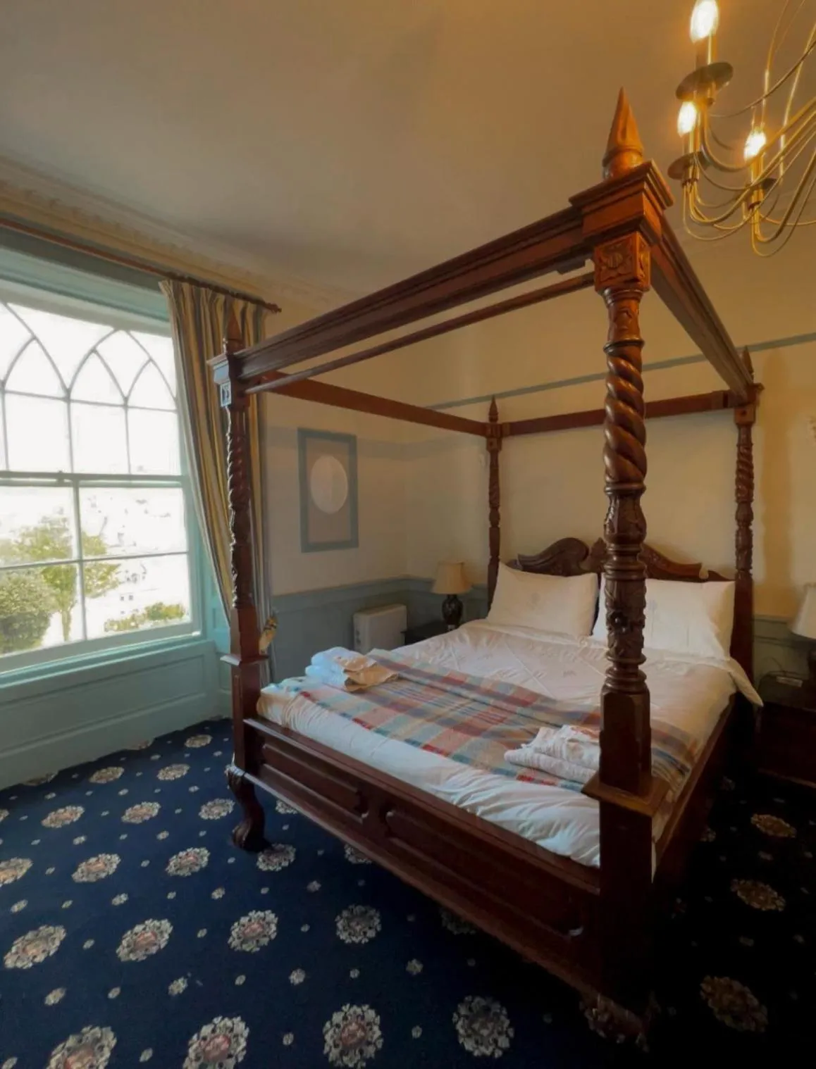 Bed in Ivybank Villa