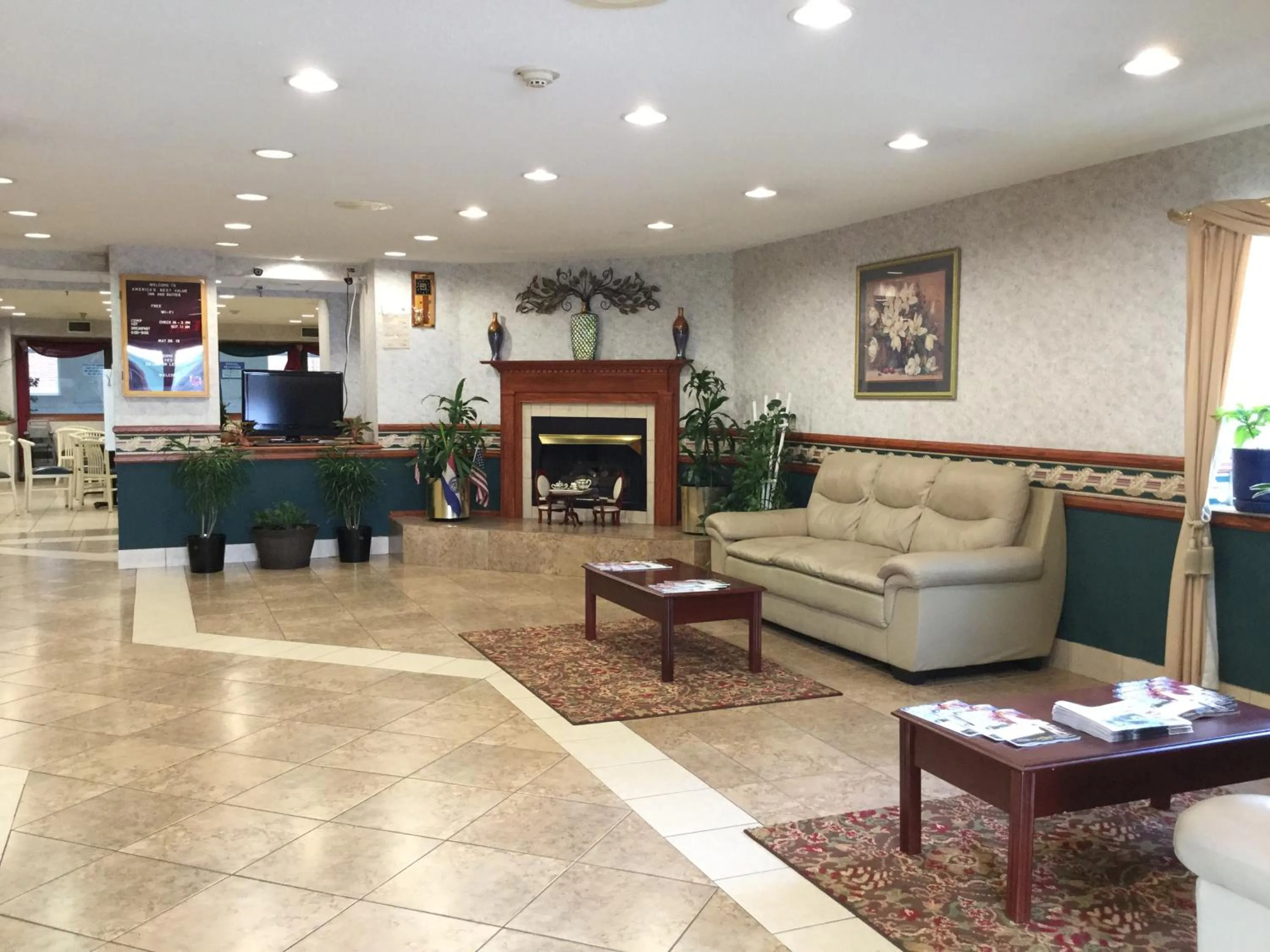 Americas Best Value Inn and Suites Saint Charles