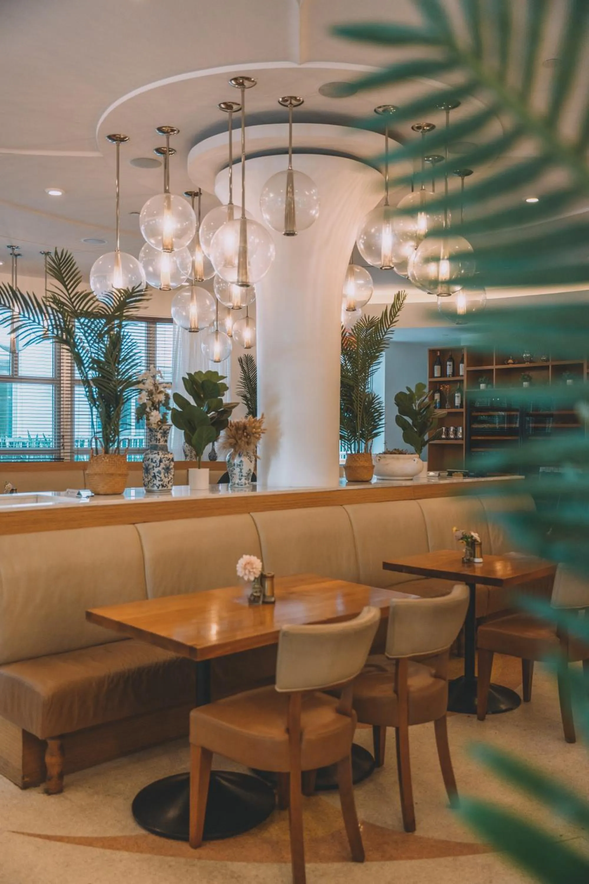 Restaurant/places to eat in Iberostar Waves Berkeley Shore