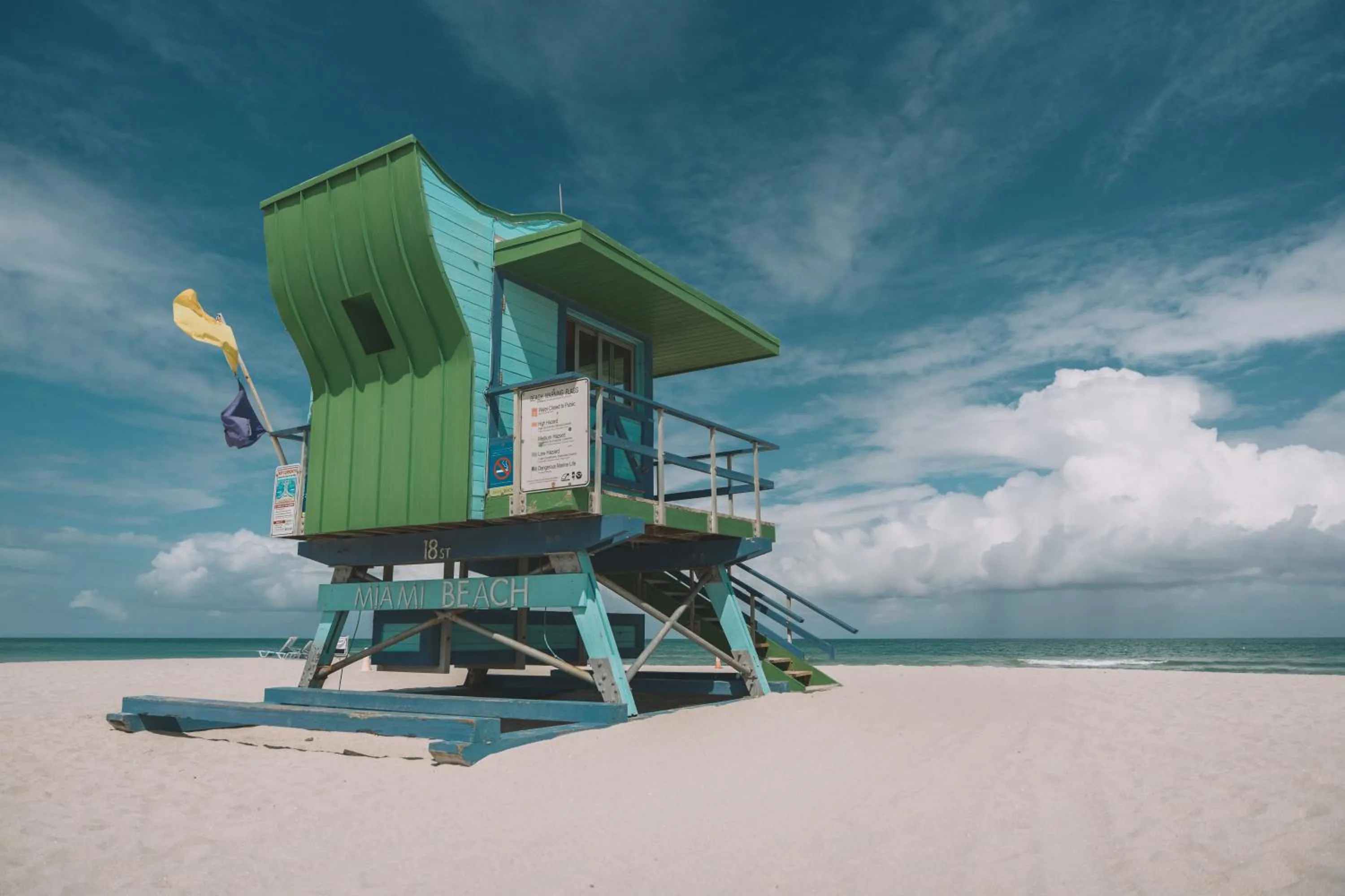 Beach in Iberostar Waves Berkeley Shore