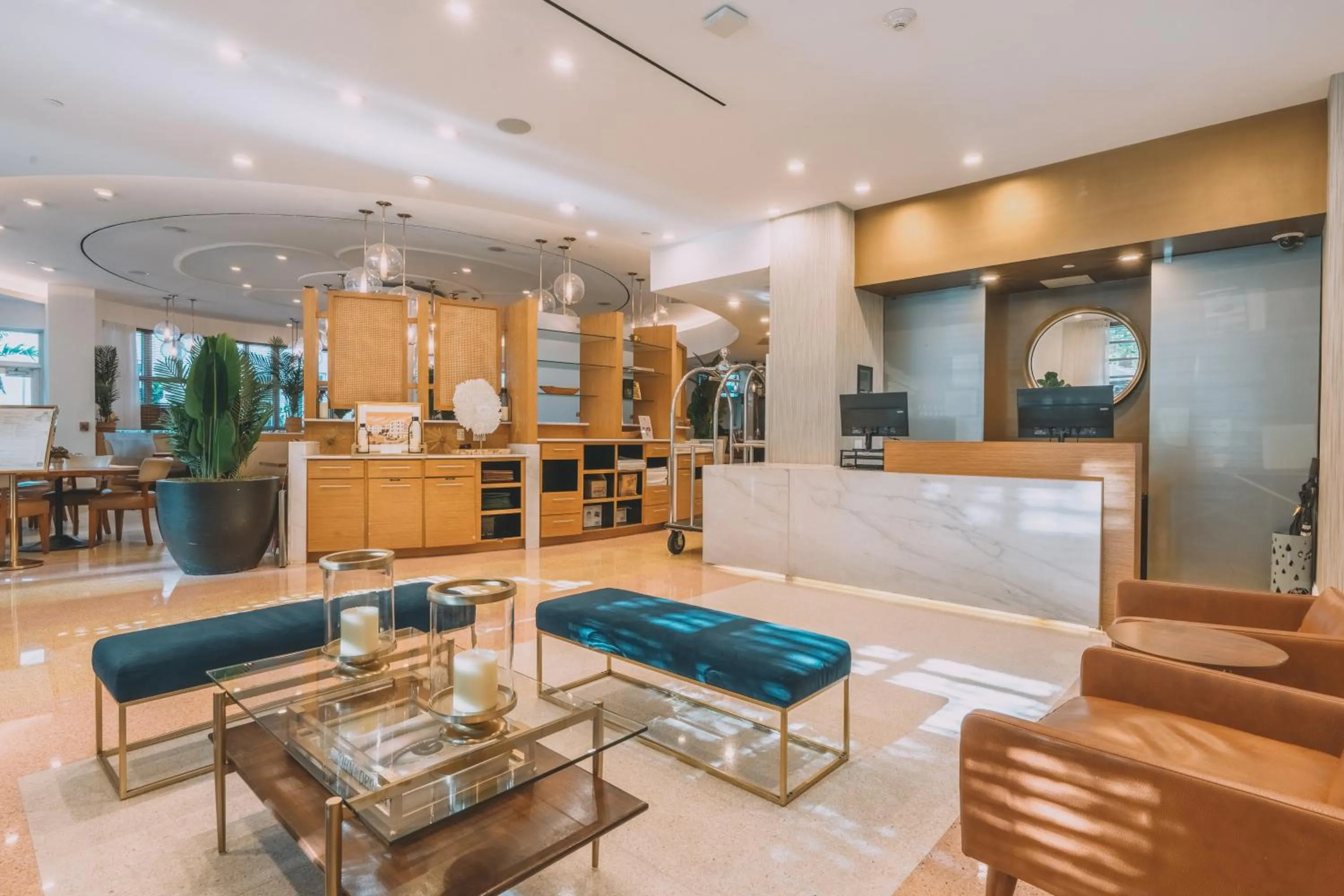 Lobby or reception in Iberostar Waves Berkeley Shore