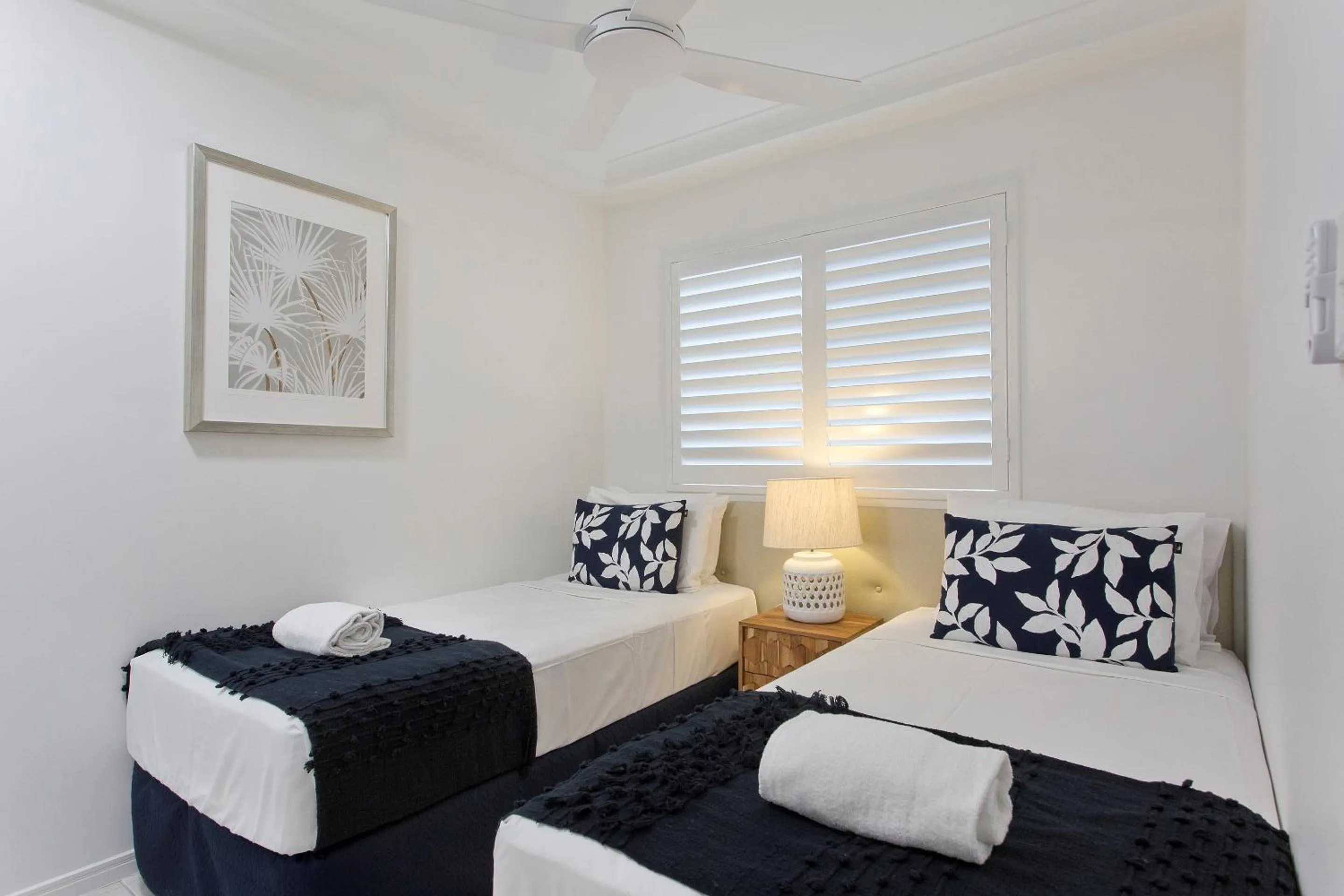Bedroom, Bed in Offshore Noosa Resort