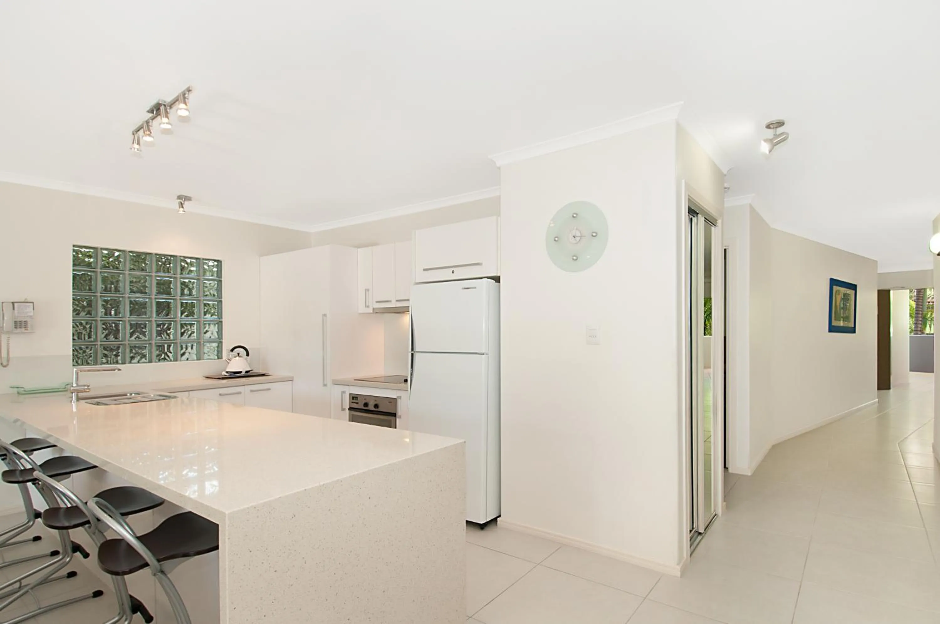 Kitchen or kitchenette in Offshore Noosa Resort
