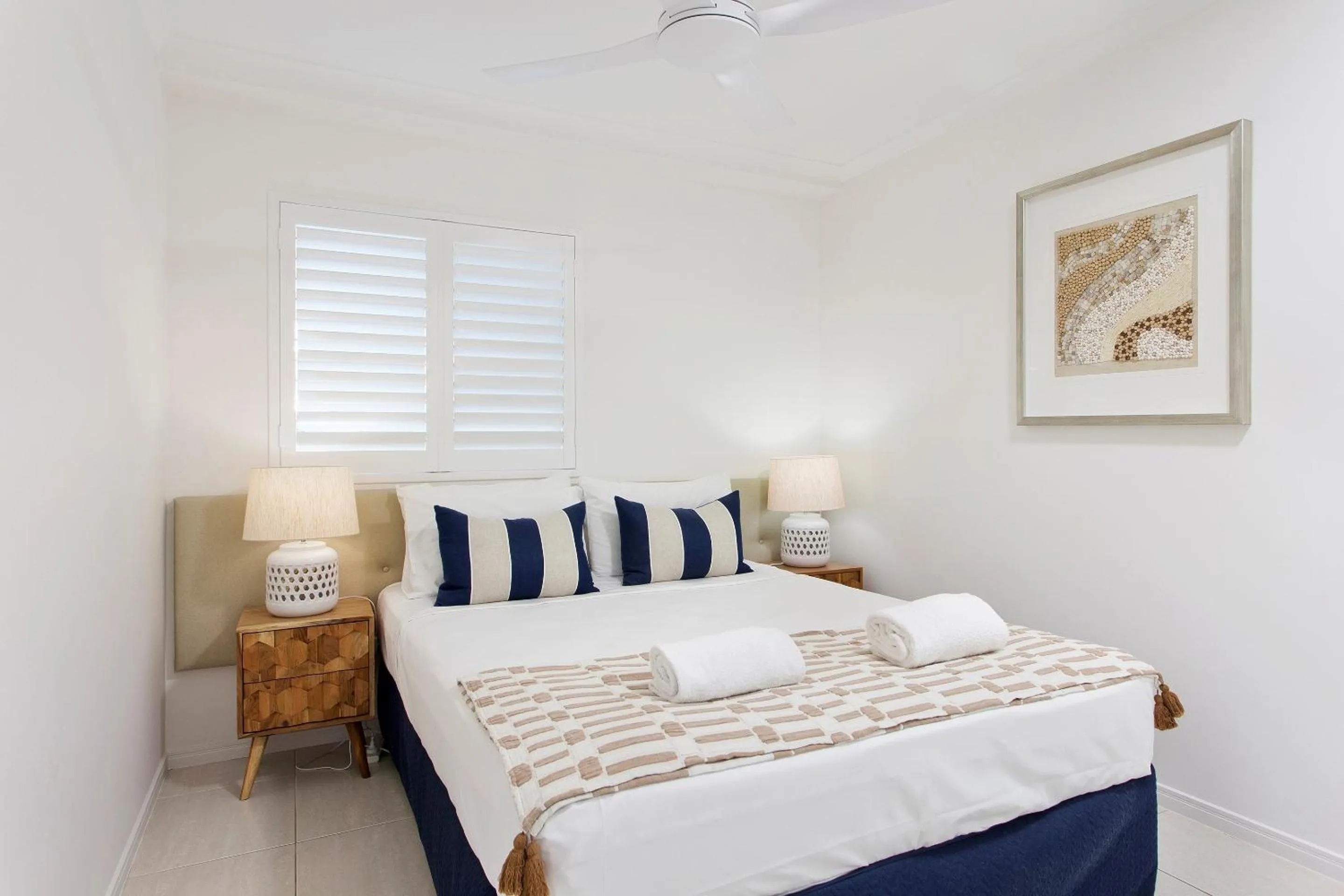 Bedroom, Bed in Offshore Noosa Resort