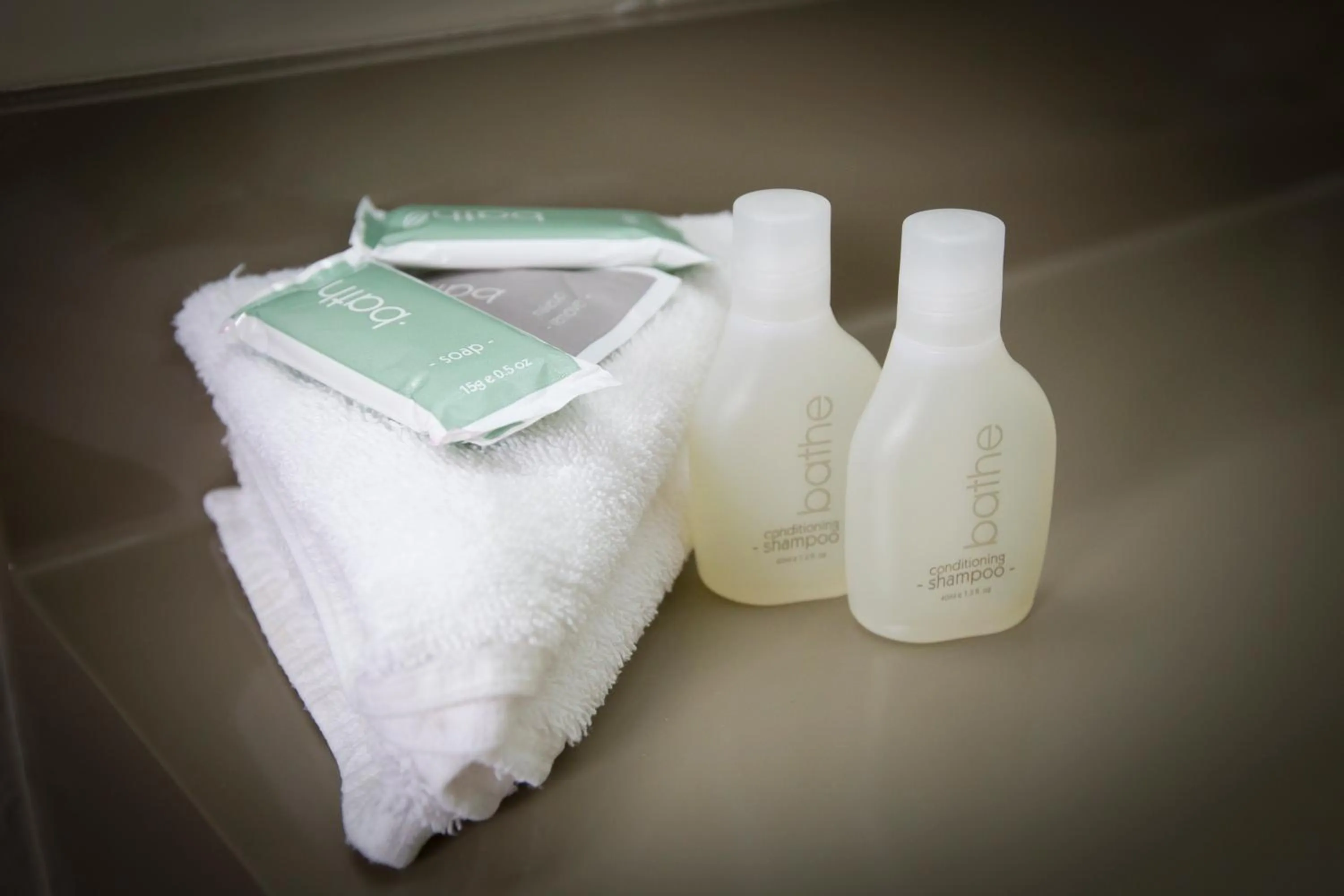 Bathroom in Aspen Manor Motel