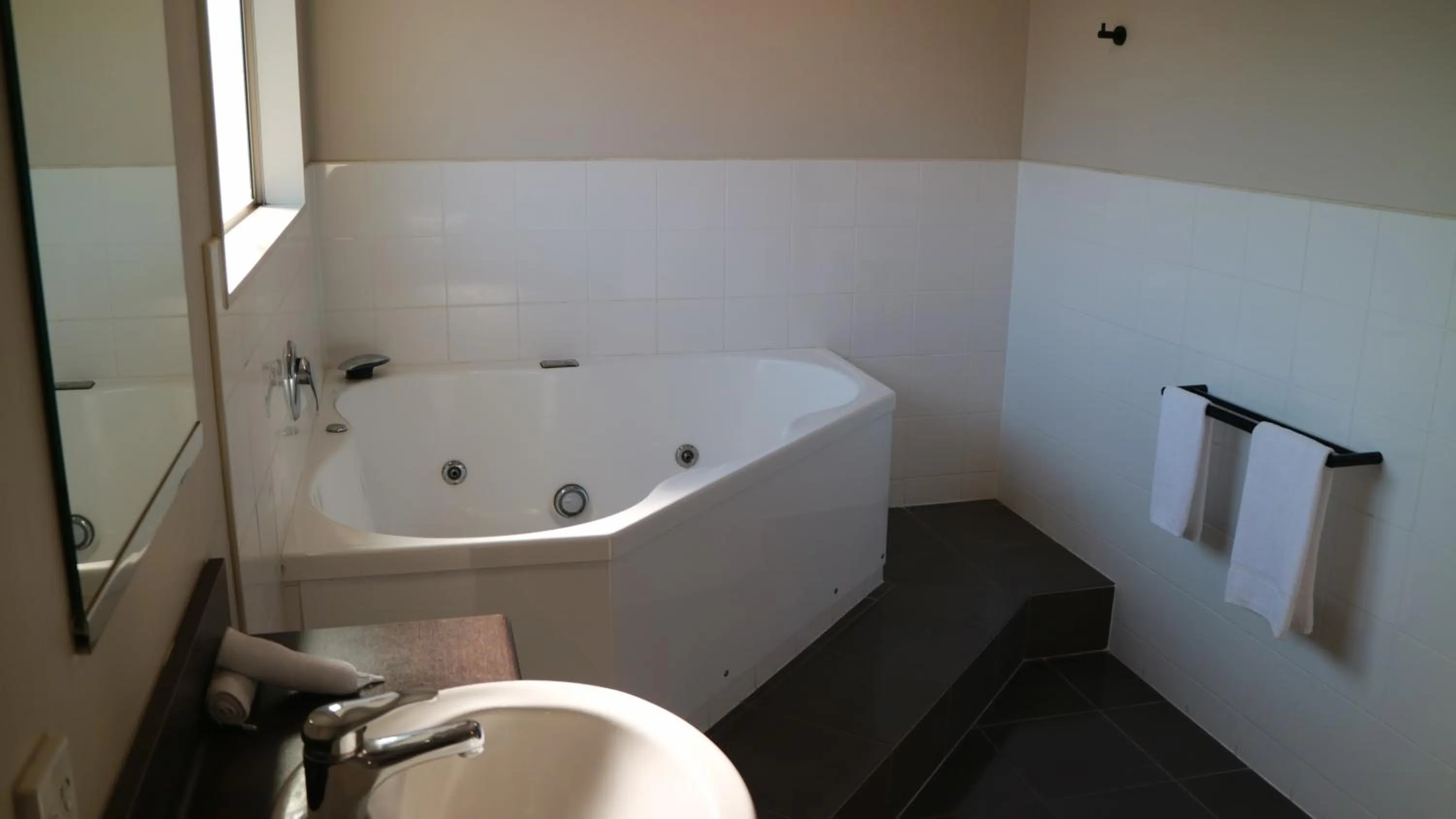 Bathroom in Executive On Fenton