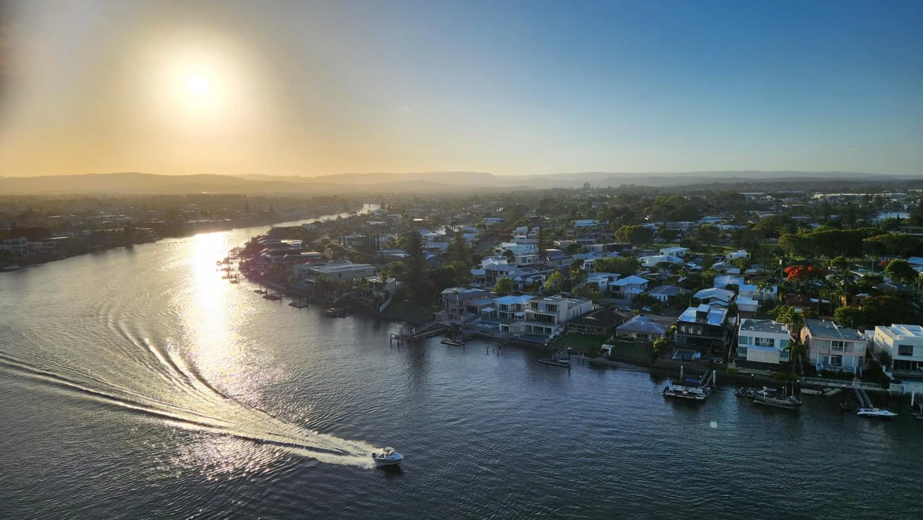 Surfers Hawaiian Holiday Apartments