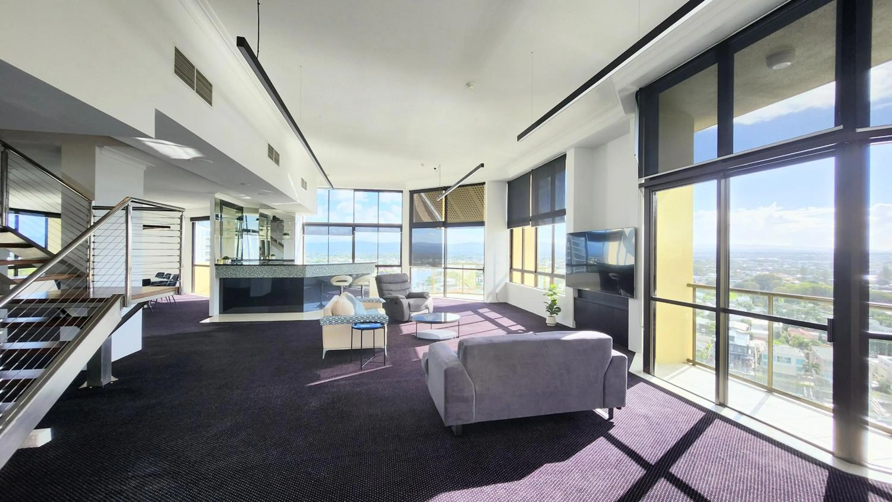 Surfers Hawaiian Holiday Apartments