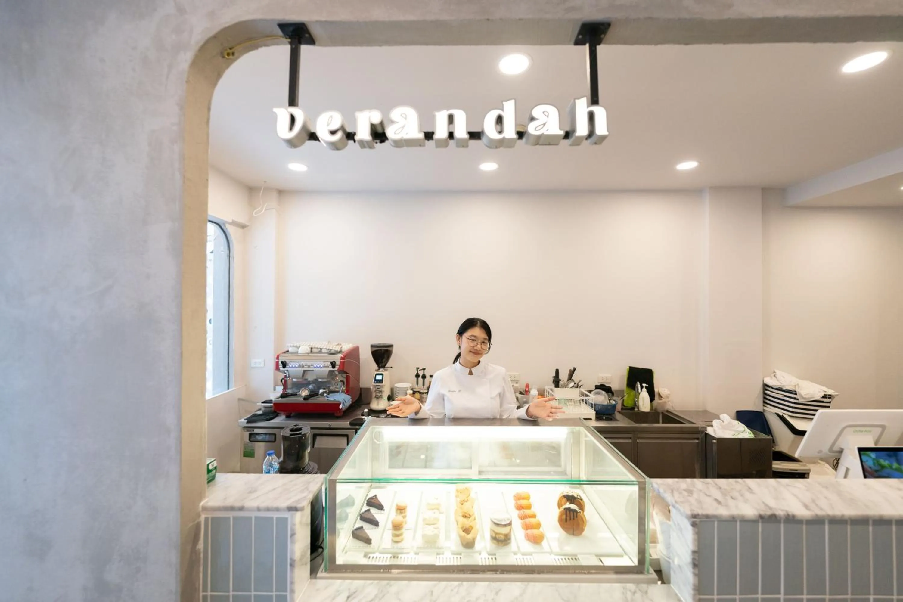 Restaurant/places to eat in The Verandah - SHA Extra Plus