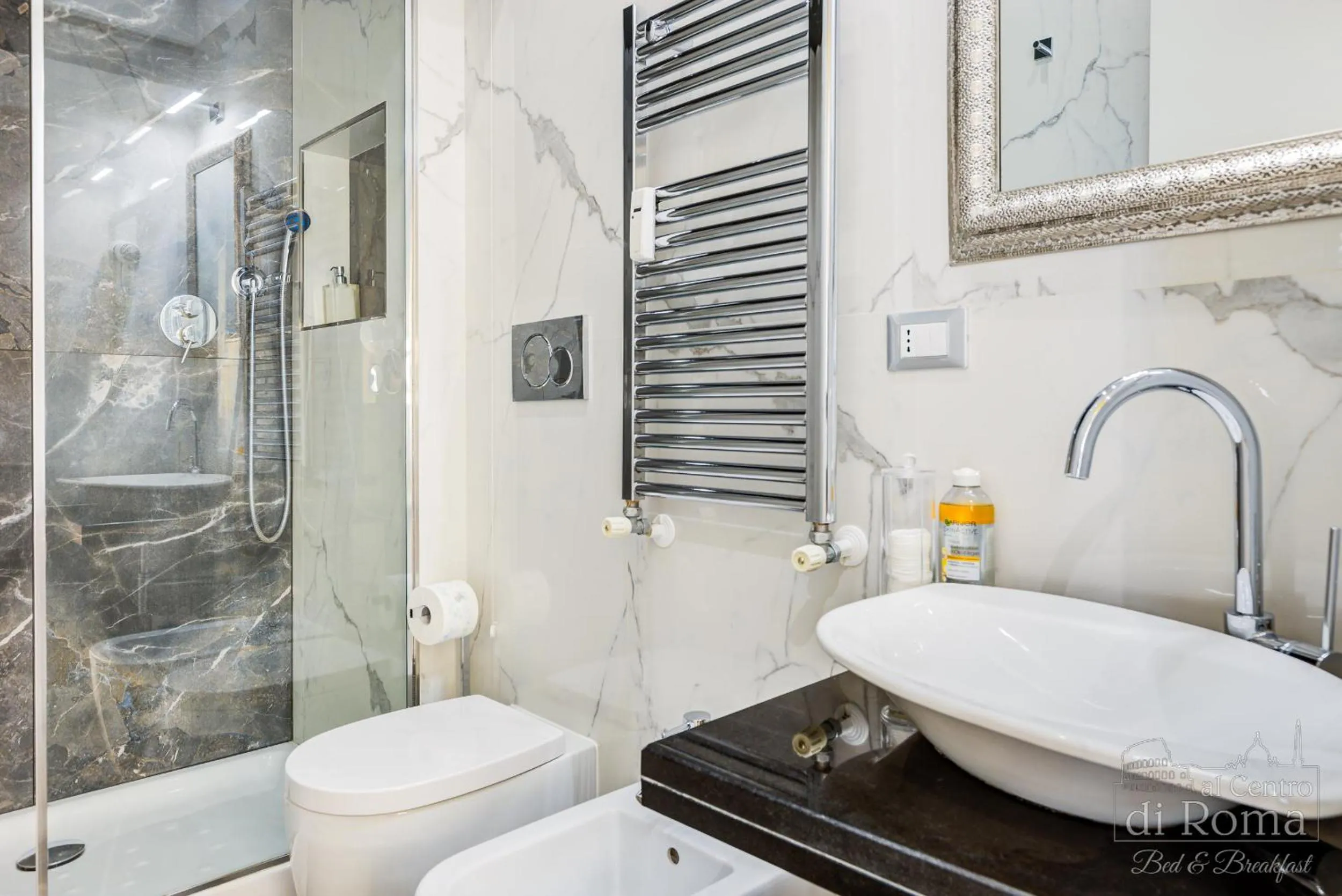 Shower in Al centro di Roma